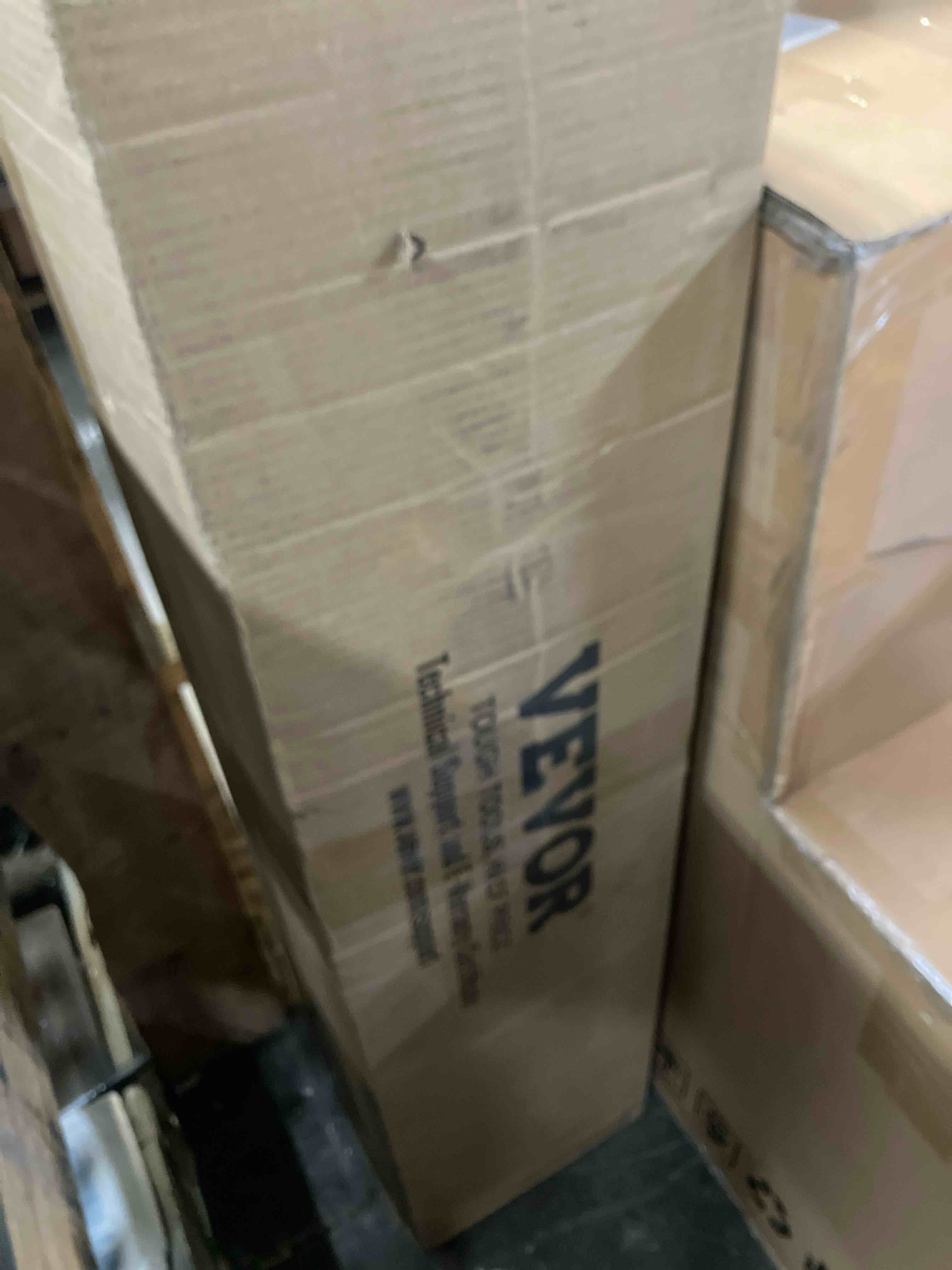 https://s3.amazonaws.com/lotting-images-prod/phillipi/GRA2320554_1743193849263.jpeg
