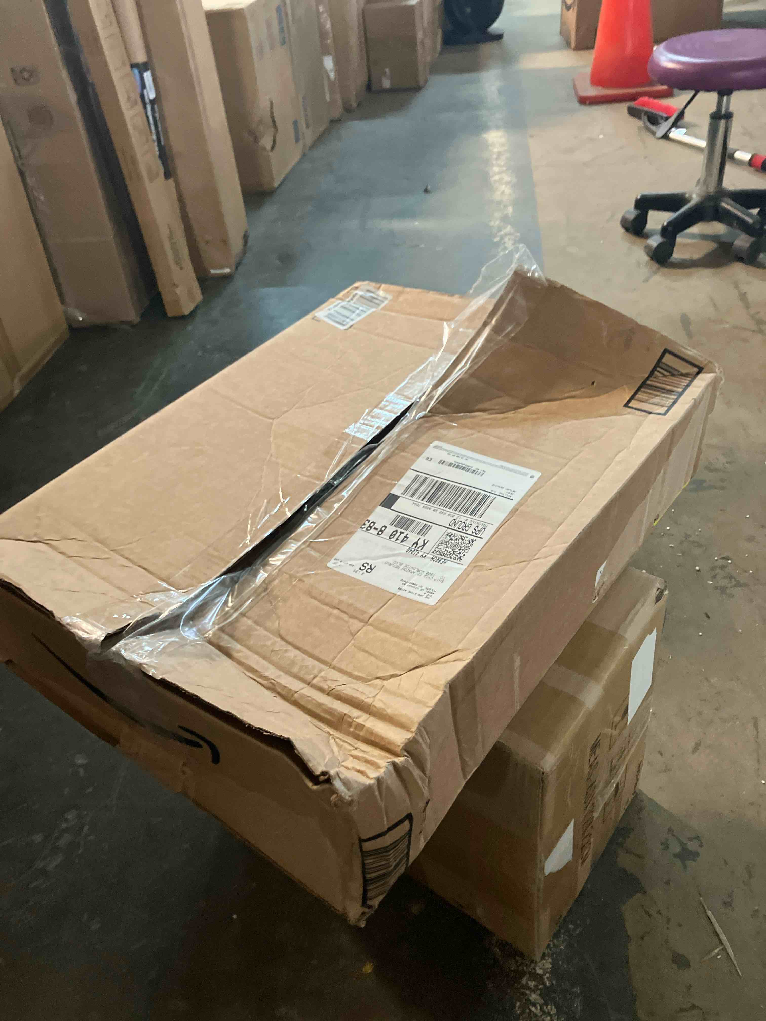 https://s3.amazonaws.com/lotting-images-prod/phillipi/GRA2321694_1744646502971.jpeg