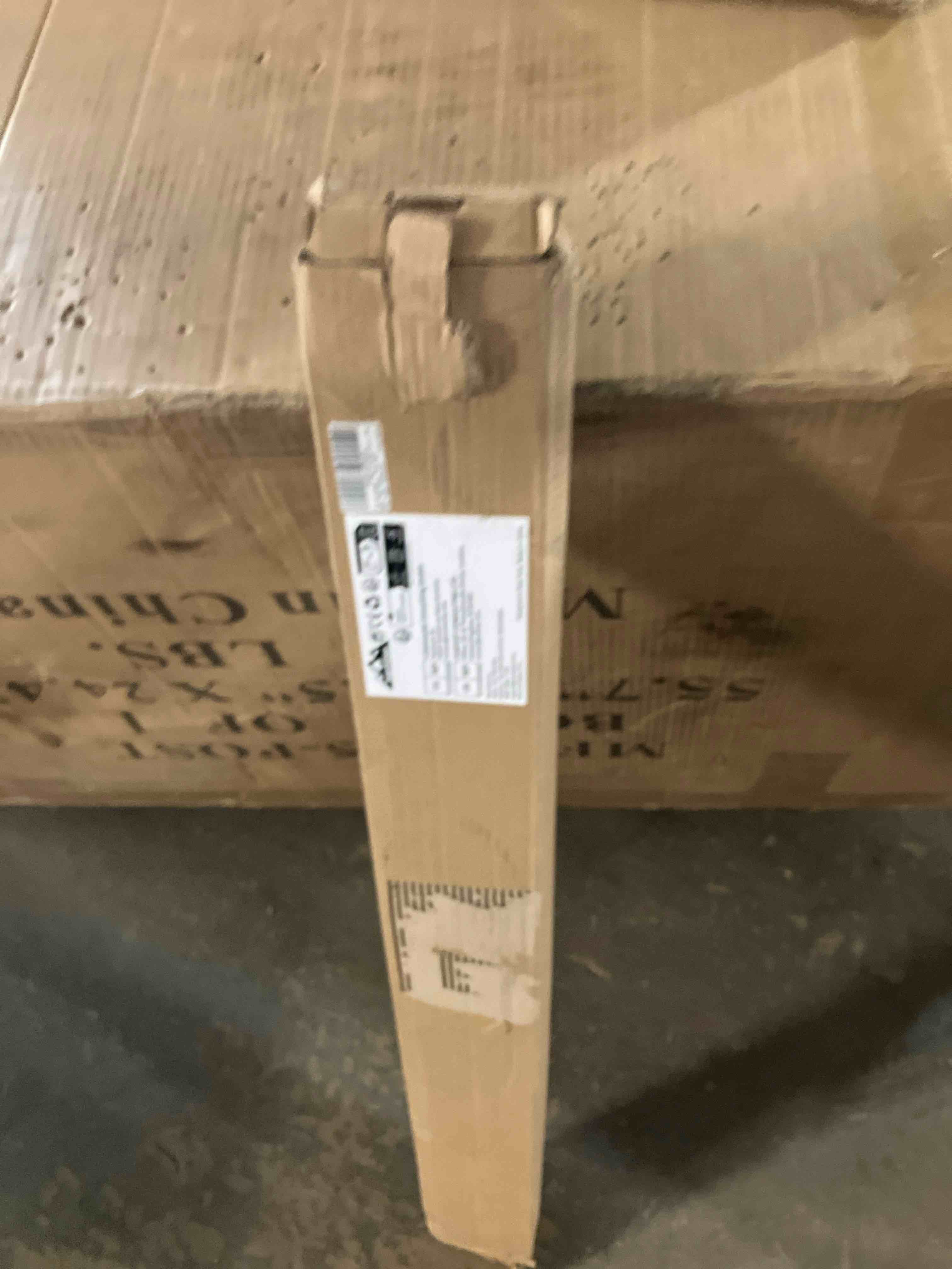 https://s3.amazonaws.com/lotting-images-prod/phillipi/GRA2321715_1744648695614.jpeg