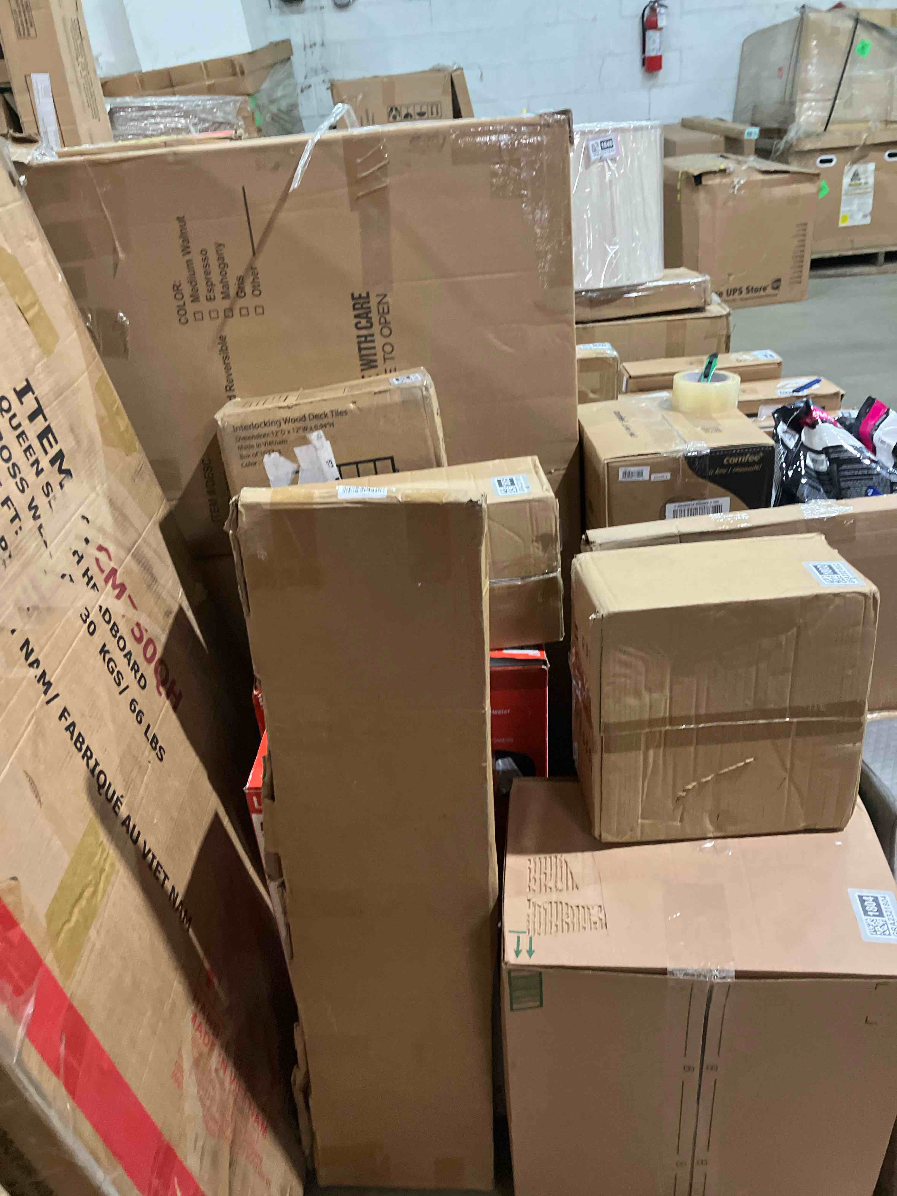 https://s3.amazonaws.com/lotting-images-prod/phillipi/GRA2321800_1744639148519.jpeg