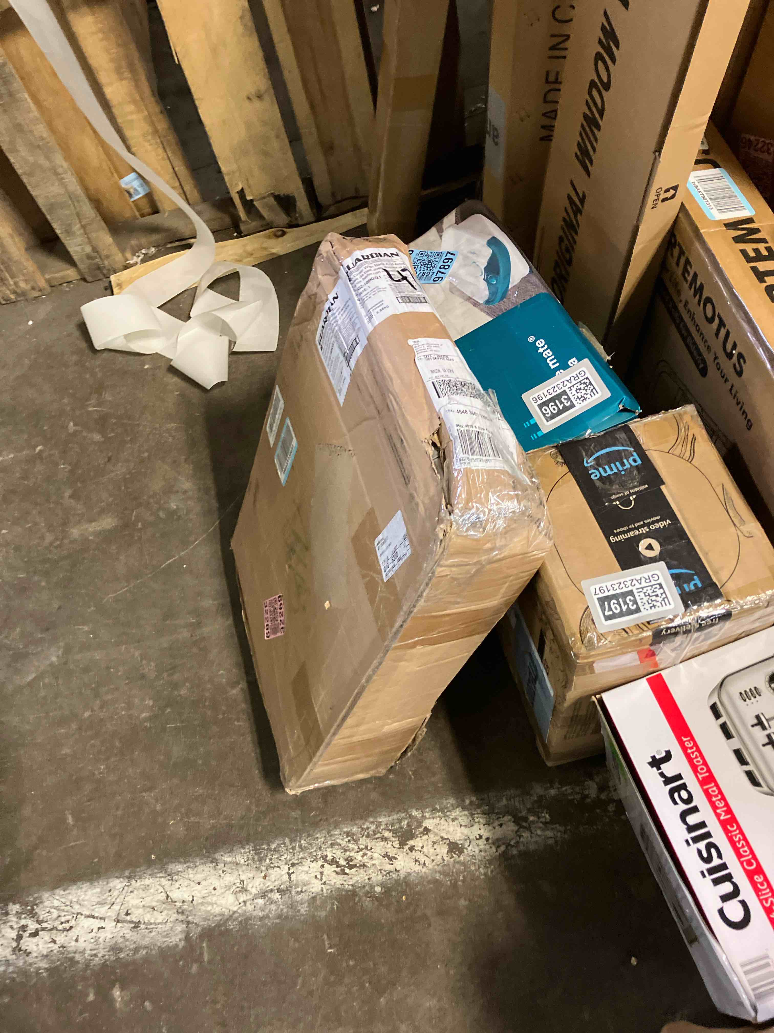 https://s3.amazonaws.com/lotting-images-prod/phillipi/GRA2323193_1755107778040.jpeg