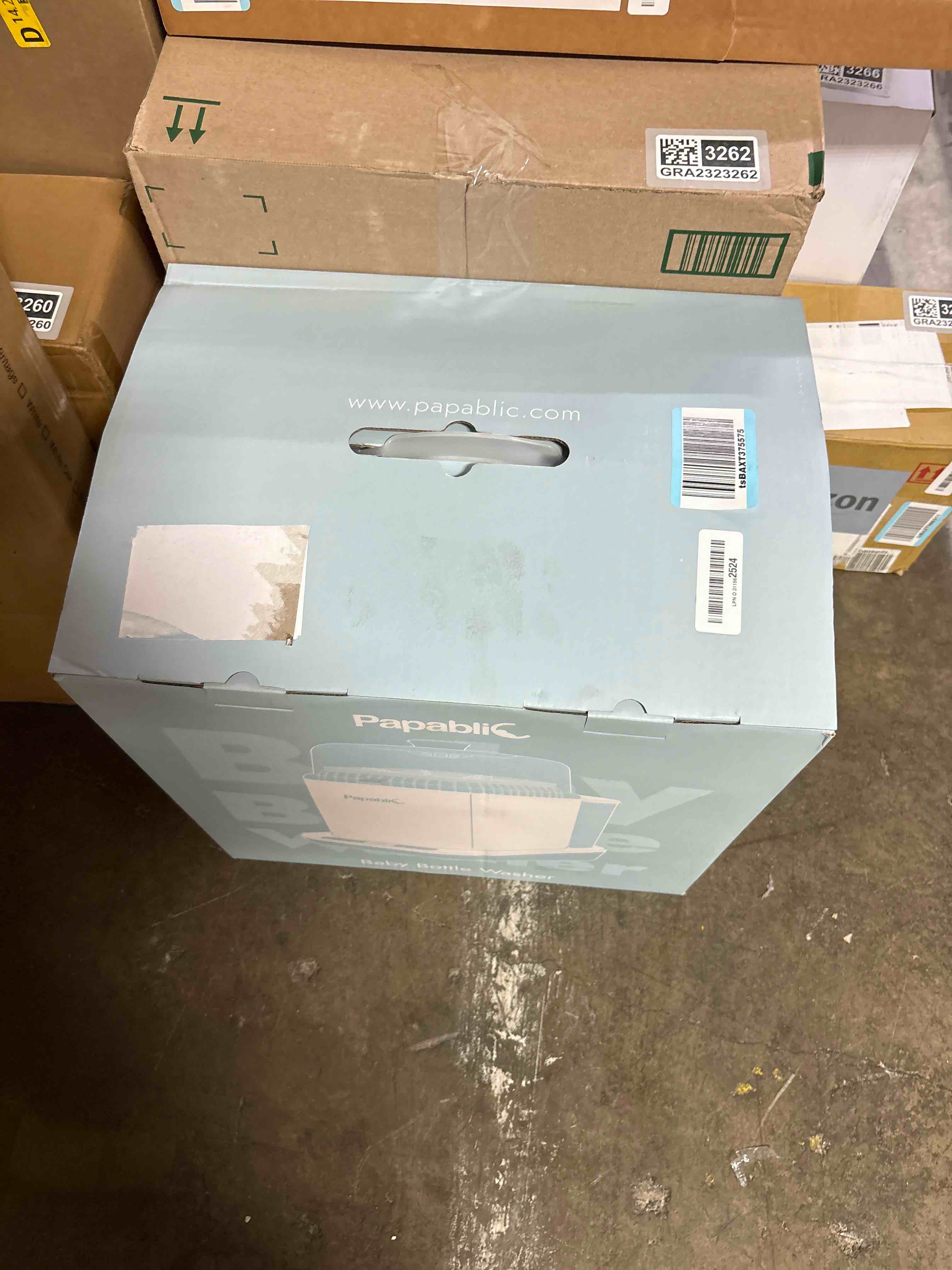 https://s3.amazonaws.com/lotting-images-prod/phillipi/GRA2323253_1755106002618.jpeg