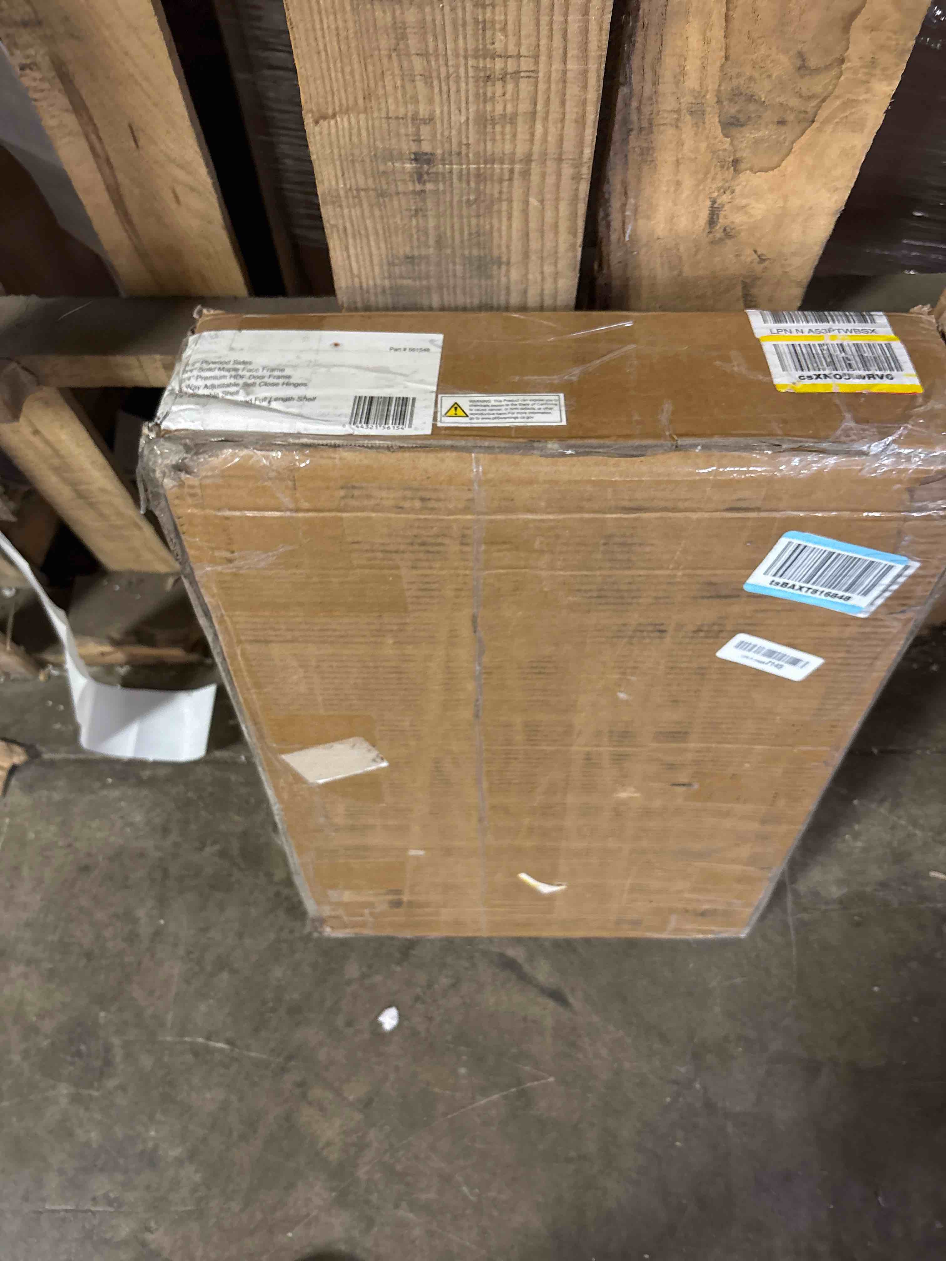 https://s3.amazonaws.com/lotting-images-prod/phillipi/GRA2323300_1755101300653.jpeg