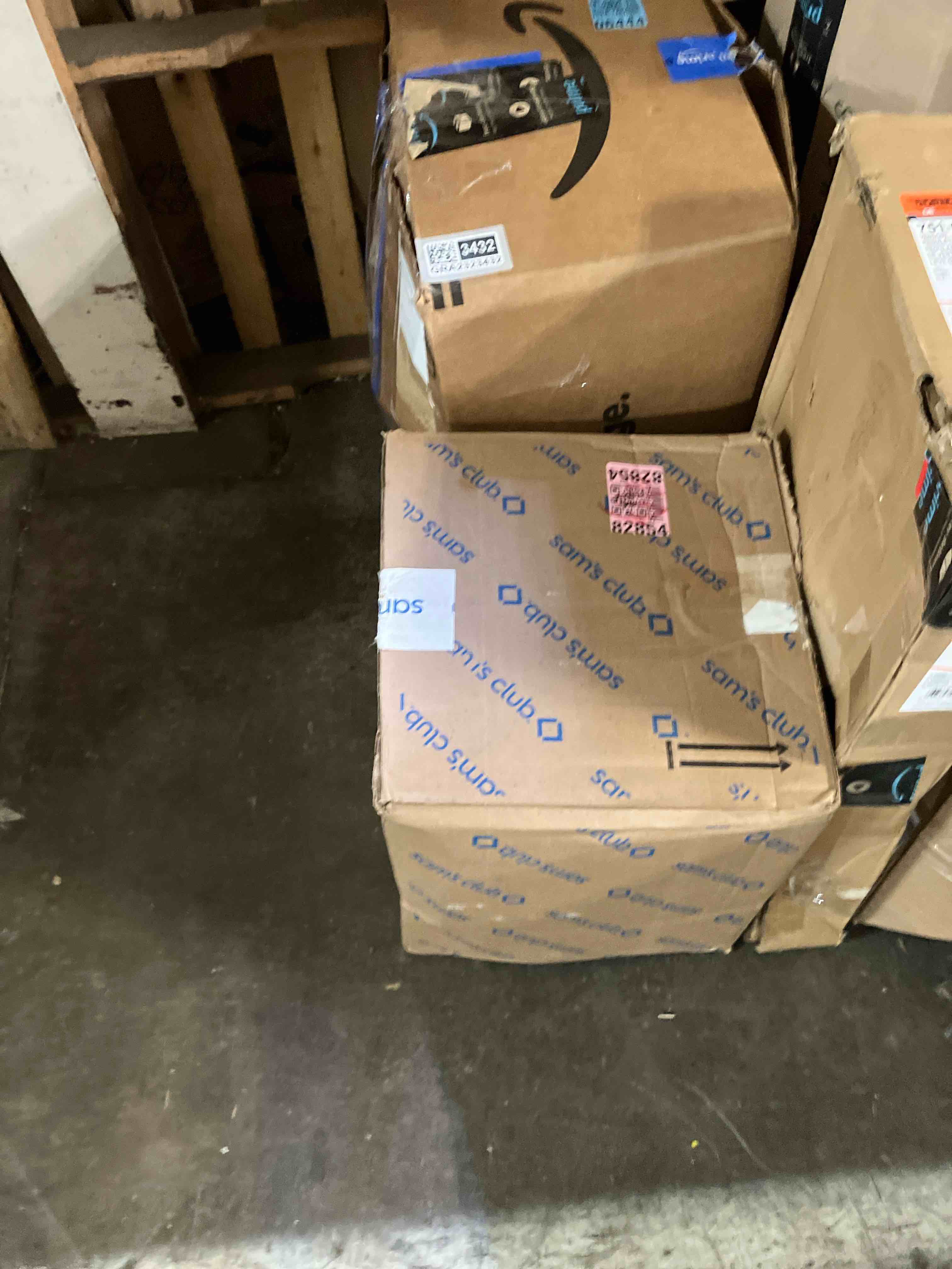 https://s3.amazonaws.com/lotting-images-prod/phillipi/GRA2323434_1755174896462.jpeg