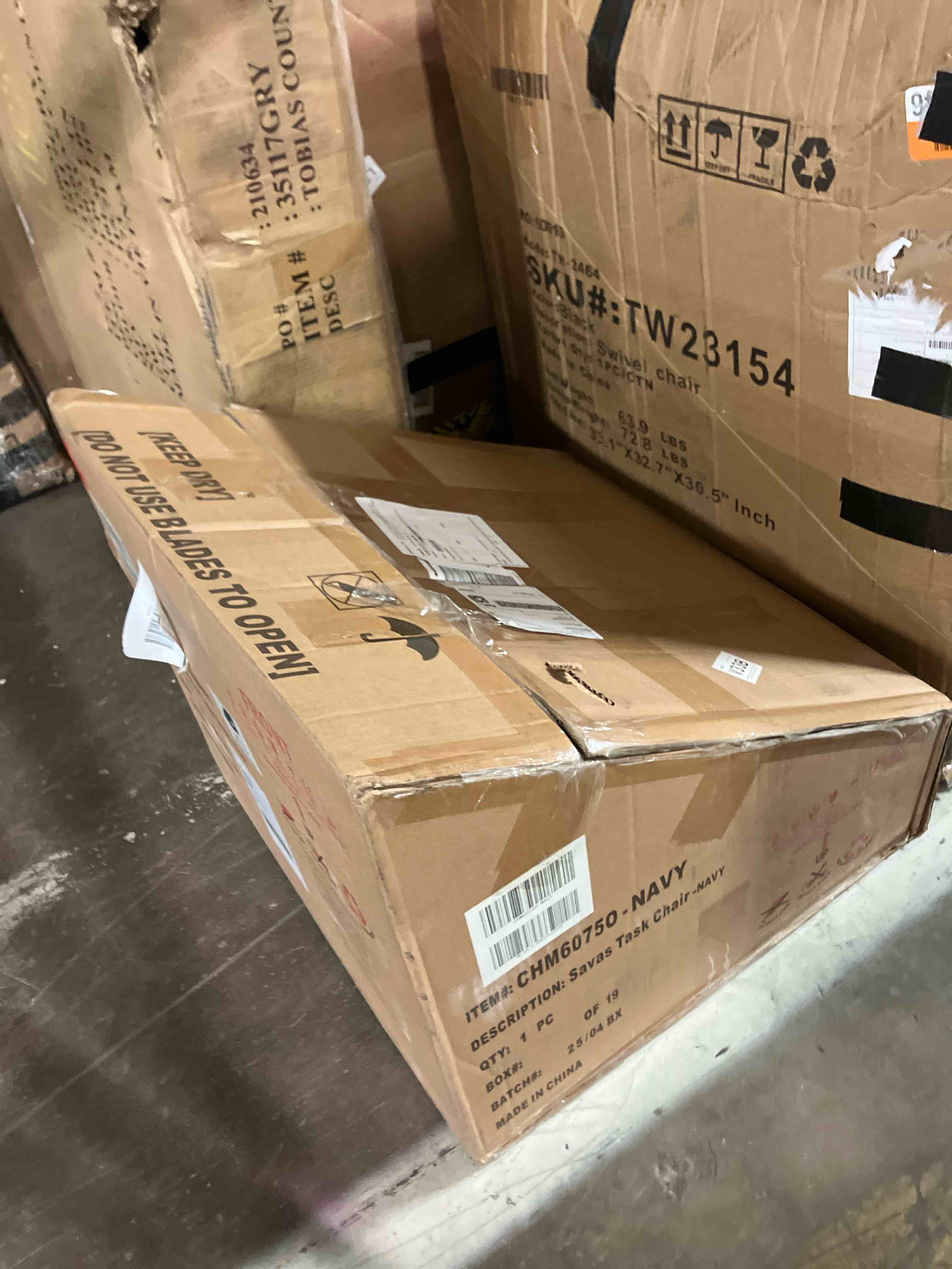 https://s3.amazonaws.com/lotting-images-prod/phillipi/GRA2323712_1756388962812.jpeg