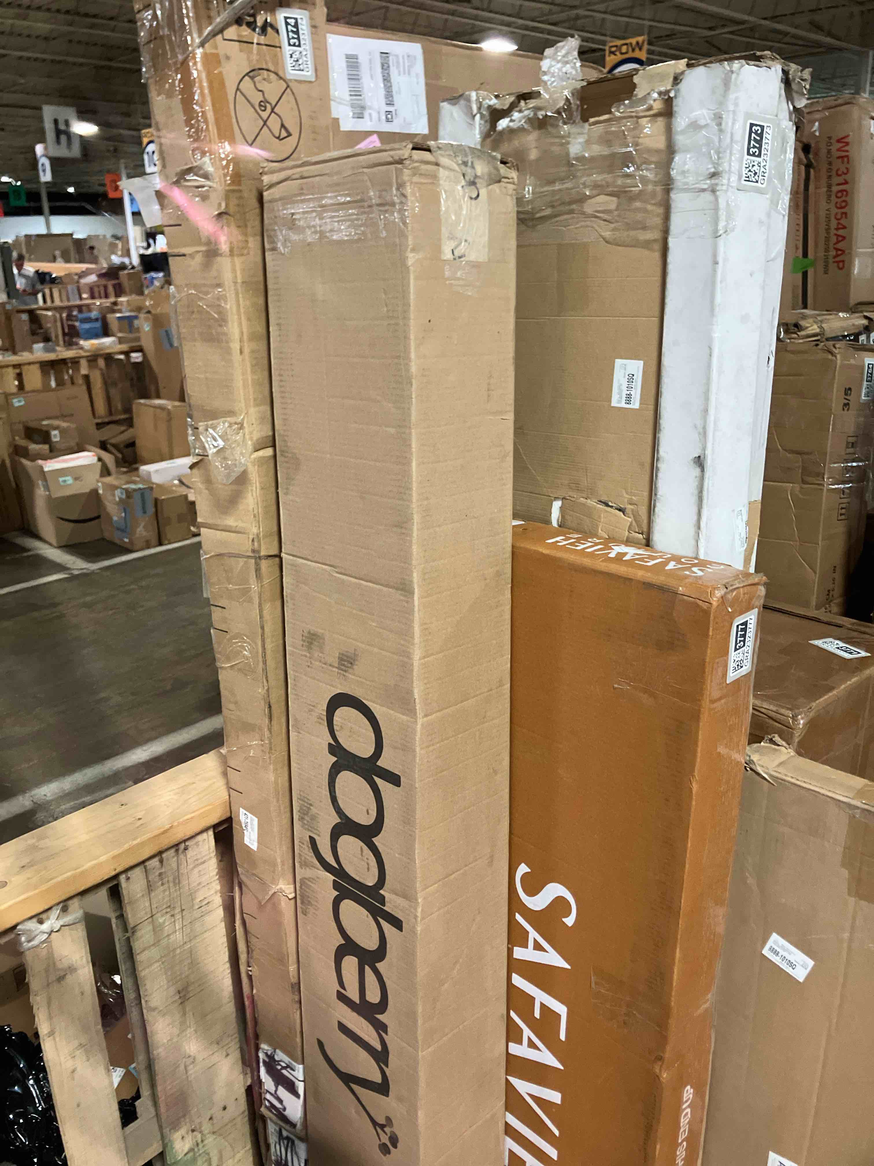 https://s3.amazonaws.com/lotting-images-prod/phillipi/GRA2323778_1756402820755.jpeg