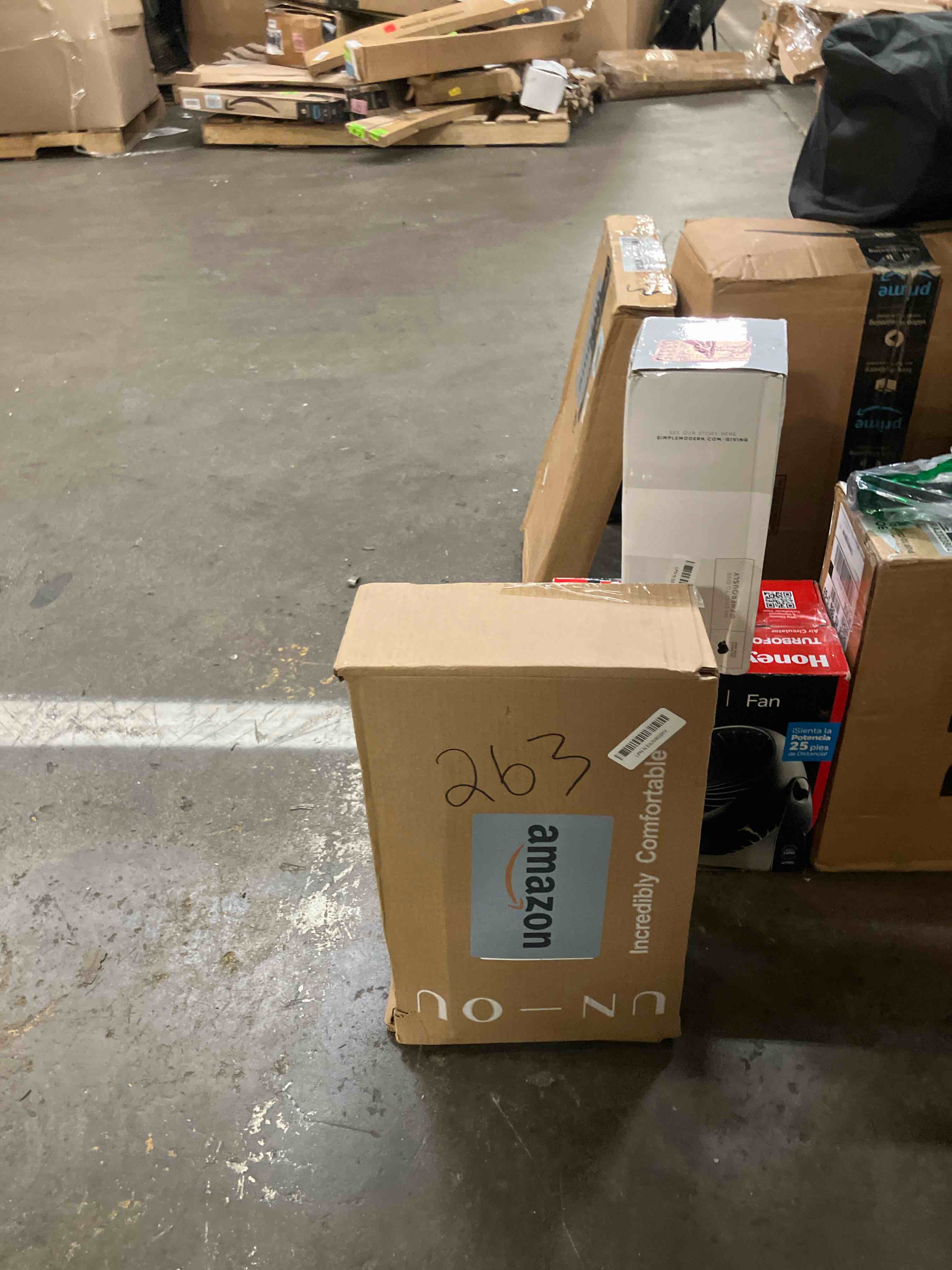 https://s3.amazonaws.com/lotting-images-prod/phillipi/GRA2323804_1756320956280.jpeg
