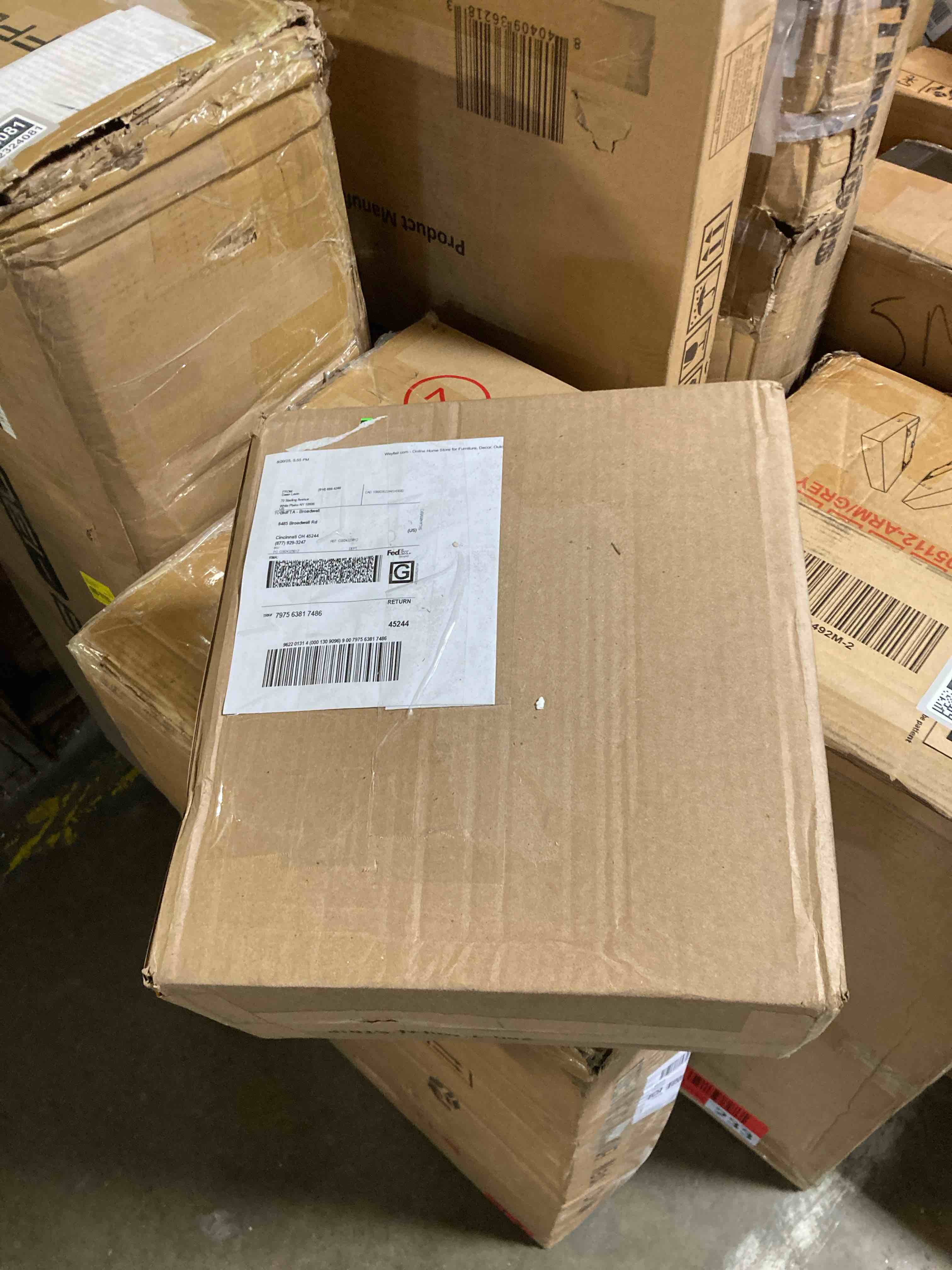 https://s3.amazonaws.com/lotting-images-prod/phillipi/GRA2324083_1756929267173.jpeg