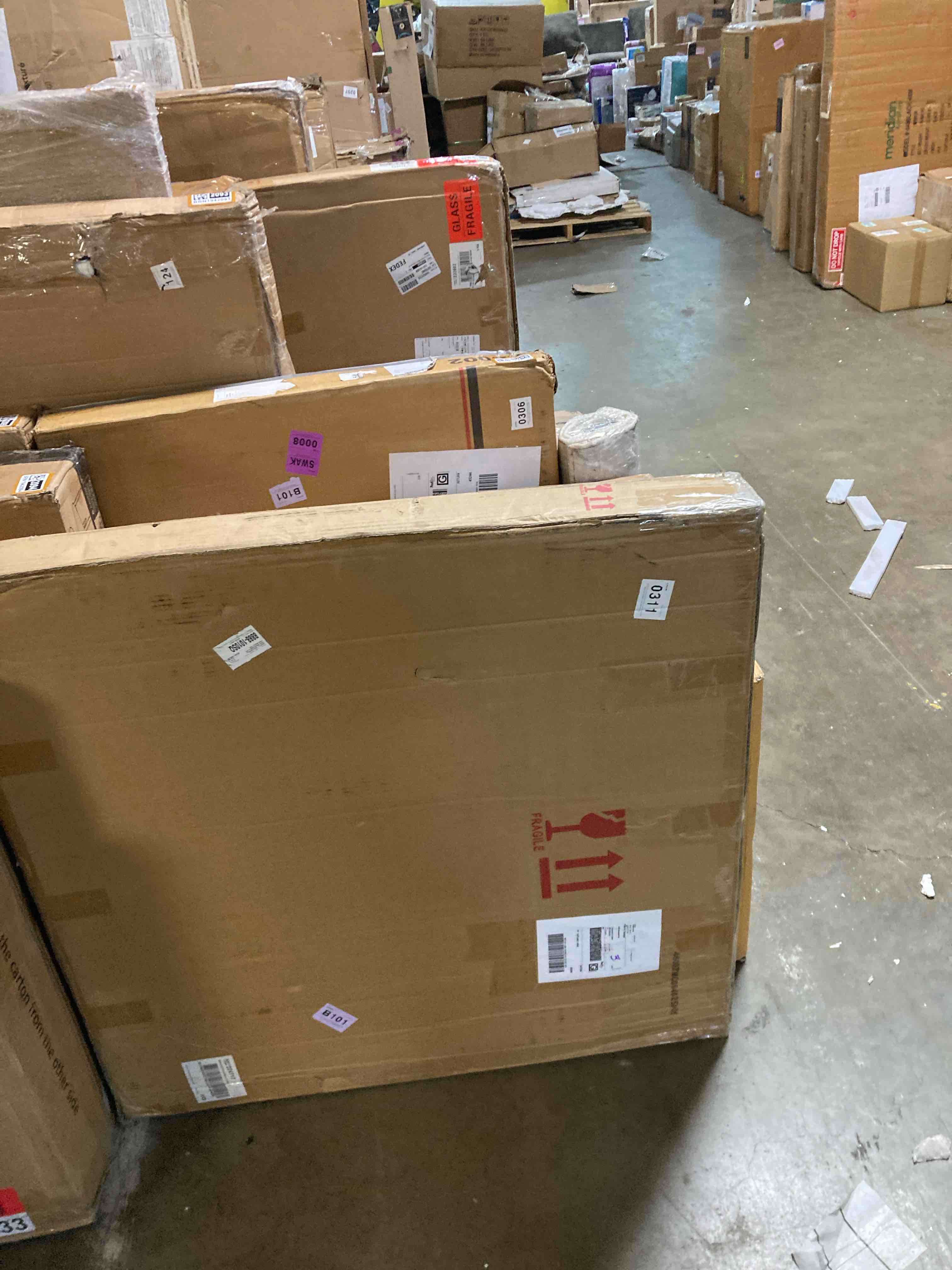 https://s3.amazonaws.com/lotting-images-prod/phillipi/GRA2324084_1756929733011.jpeg