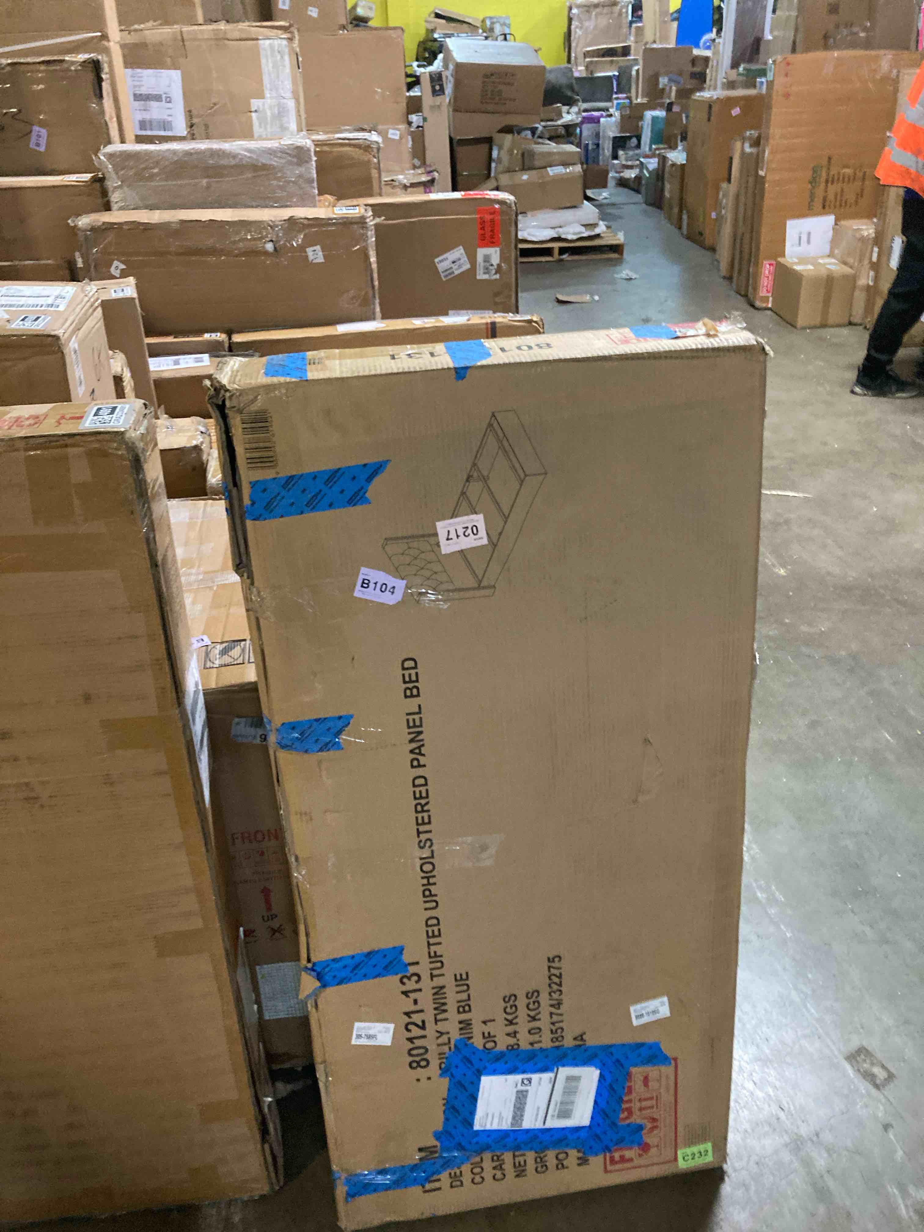 https://s3.amazonaws.com/lotting-images-prod/phillipi/GRA2324092_1756930918141.jpeg