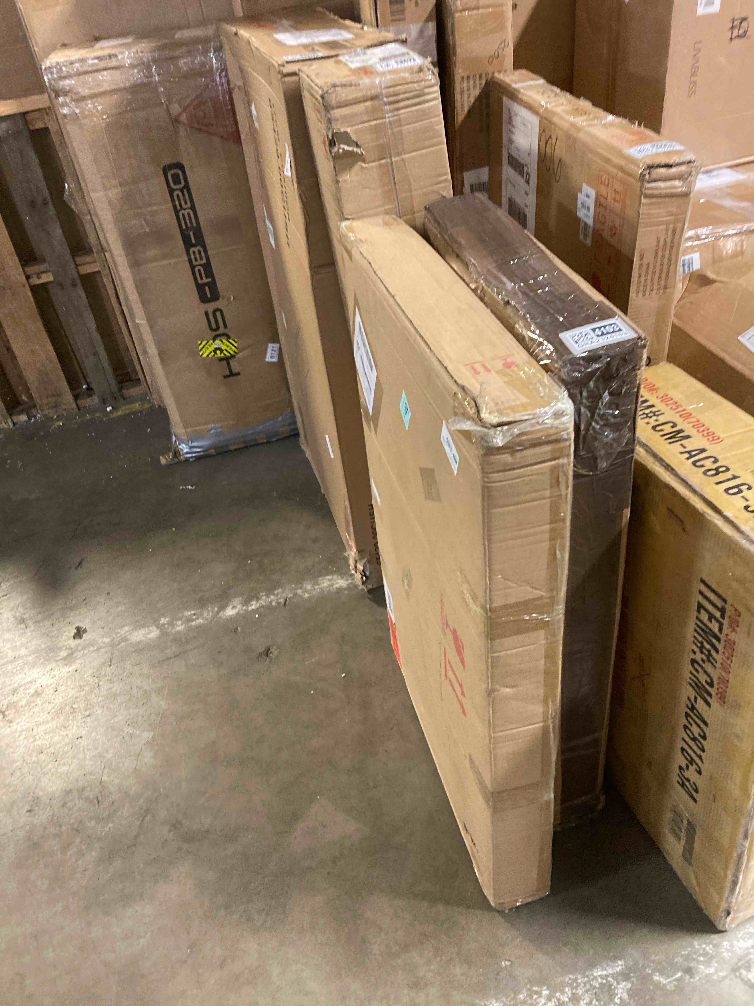 https://s3.amazonaws.com/lotting-images-prod/phillipi/GRA2324104_1756933517038.jpeg