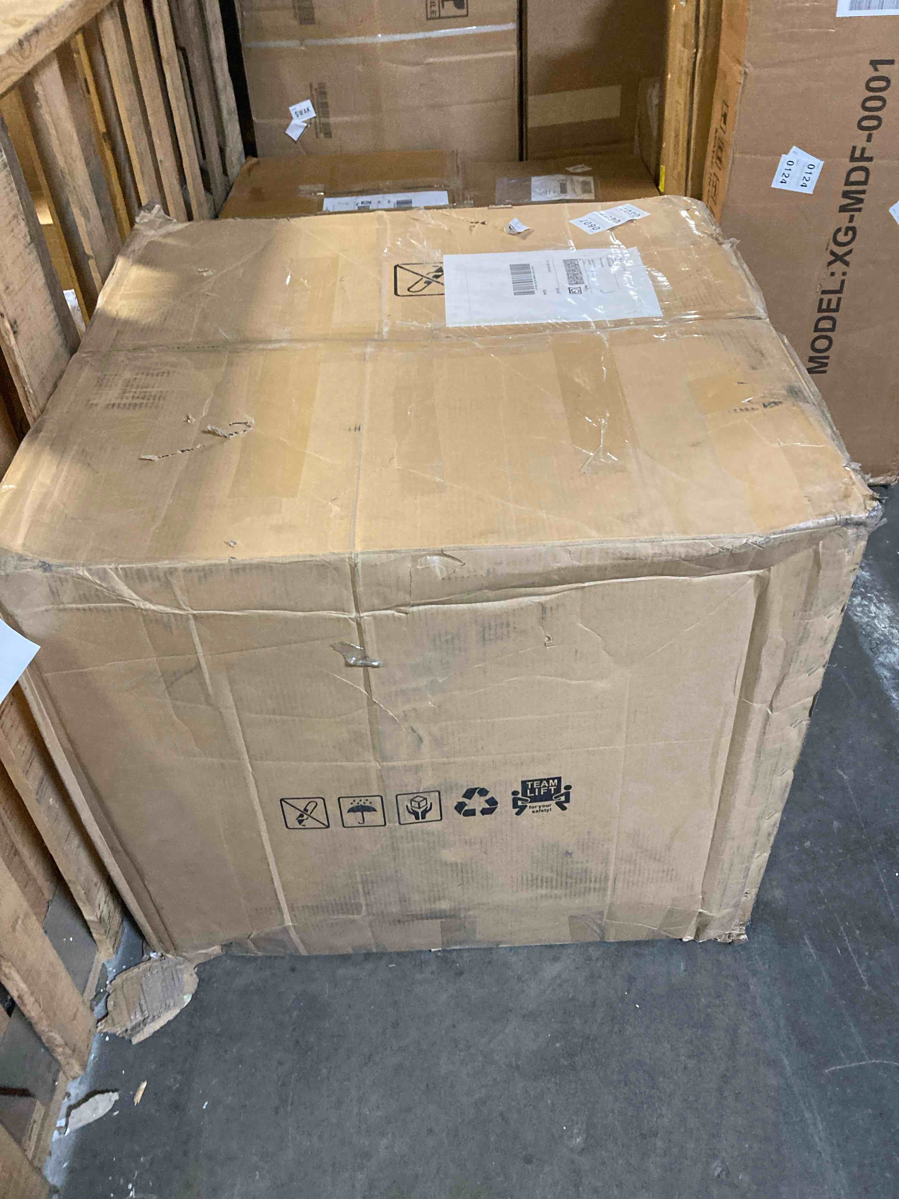 https://s3.amazonaws.com/lotting-images-prod/phillipi/GRA2324228_1757006017303.jpeg