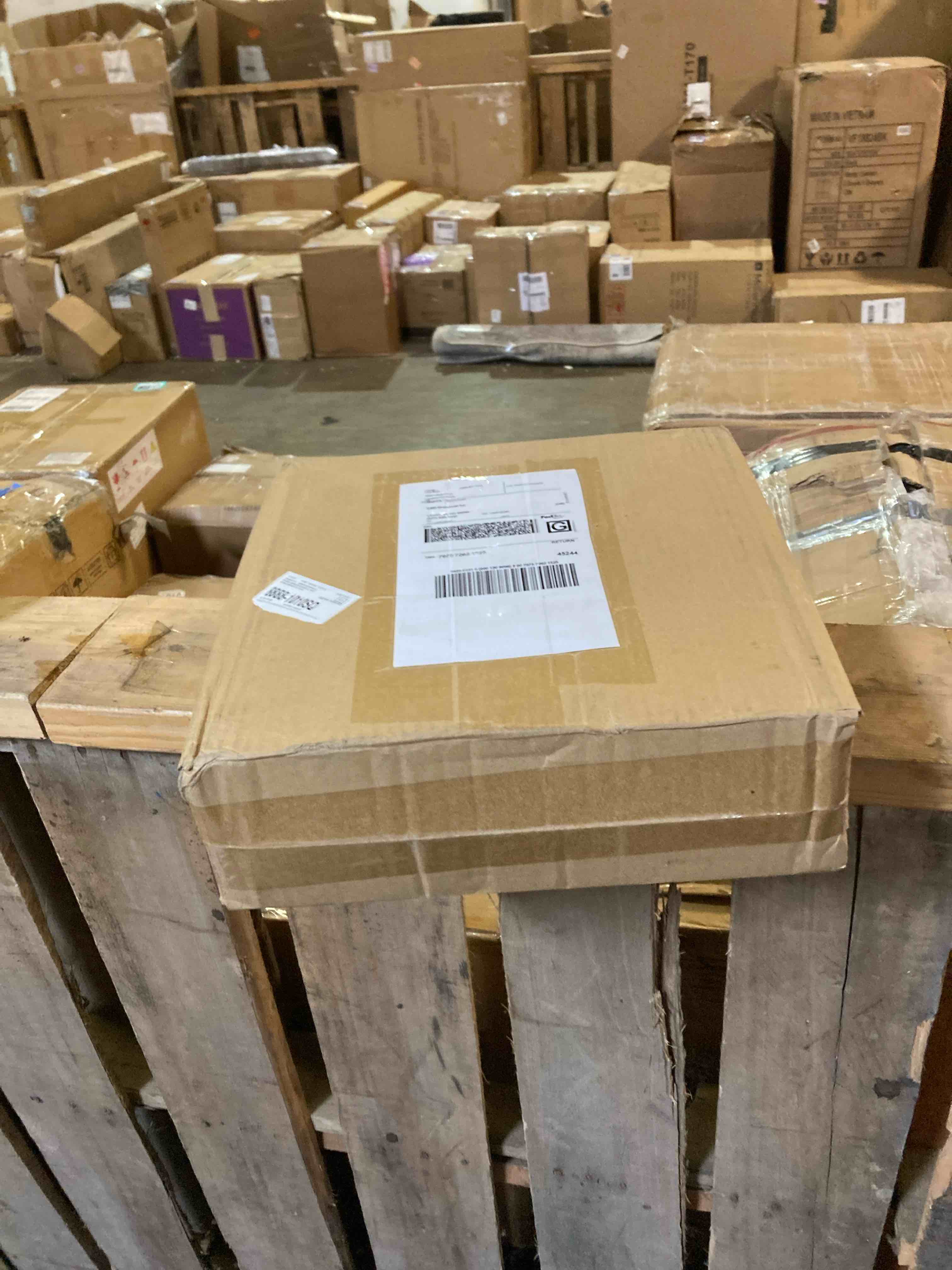 https://s3.amazonaws.com/lotting-images-prod/phillipi/GRA2324234_1757006918566.jpeg