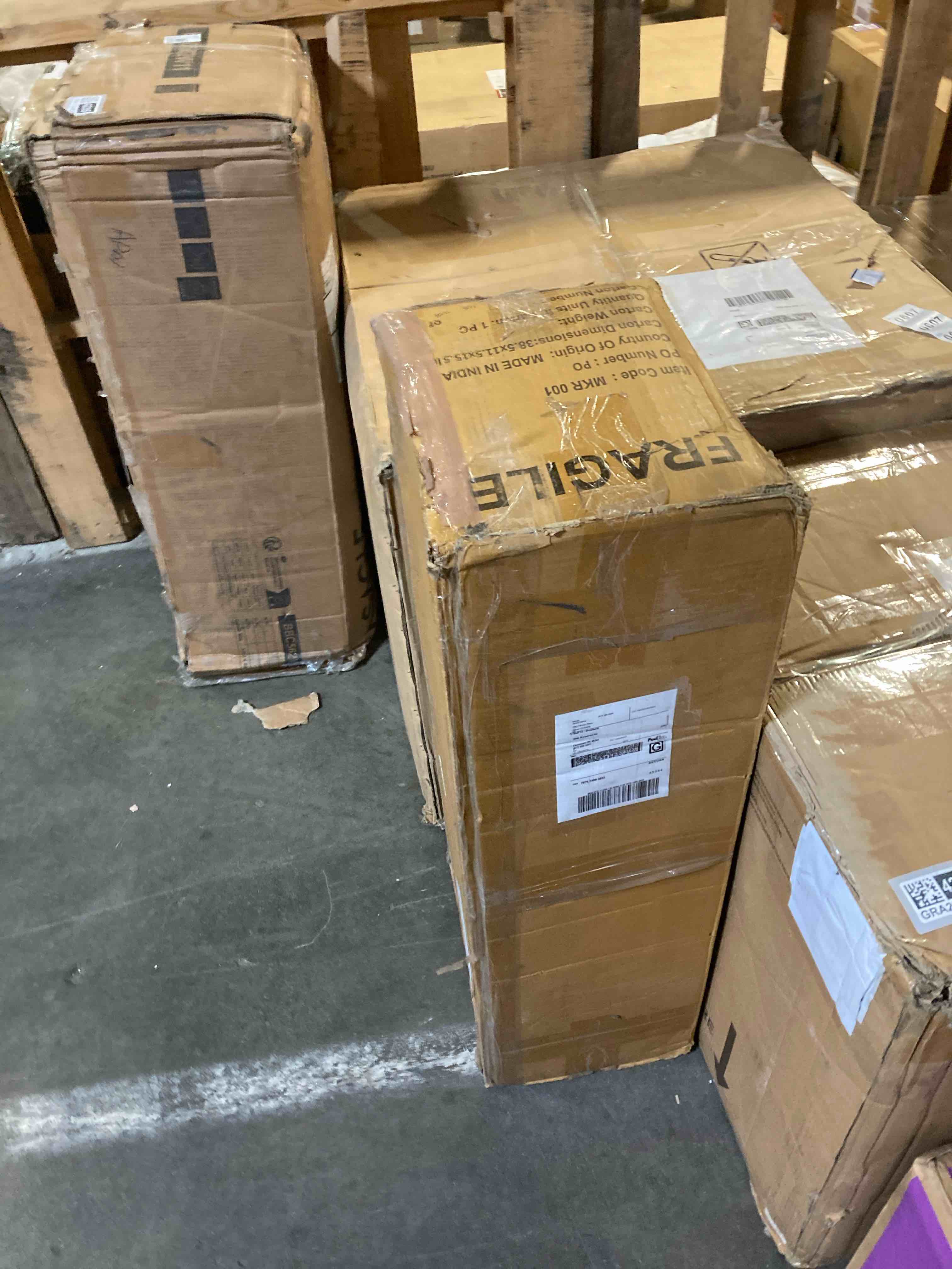 https://s3.amazonaws.com/lotting-images-prod/phillipi/GRA2324236_1757007518017.jpeg