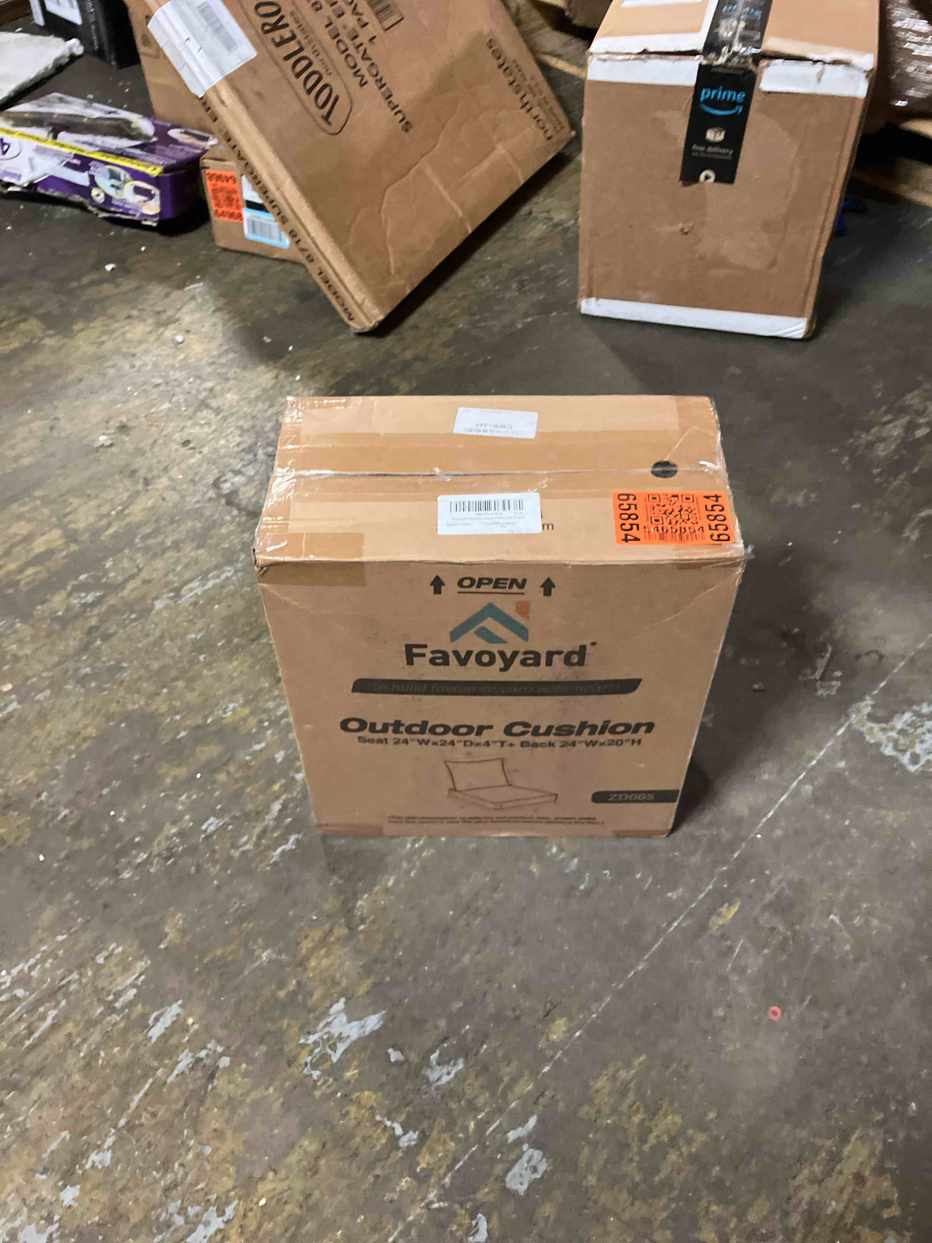 https://s3.amazonaws.com/lotting-images-prod/phillipi/GRA2324258_1757095849162.jpeg