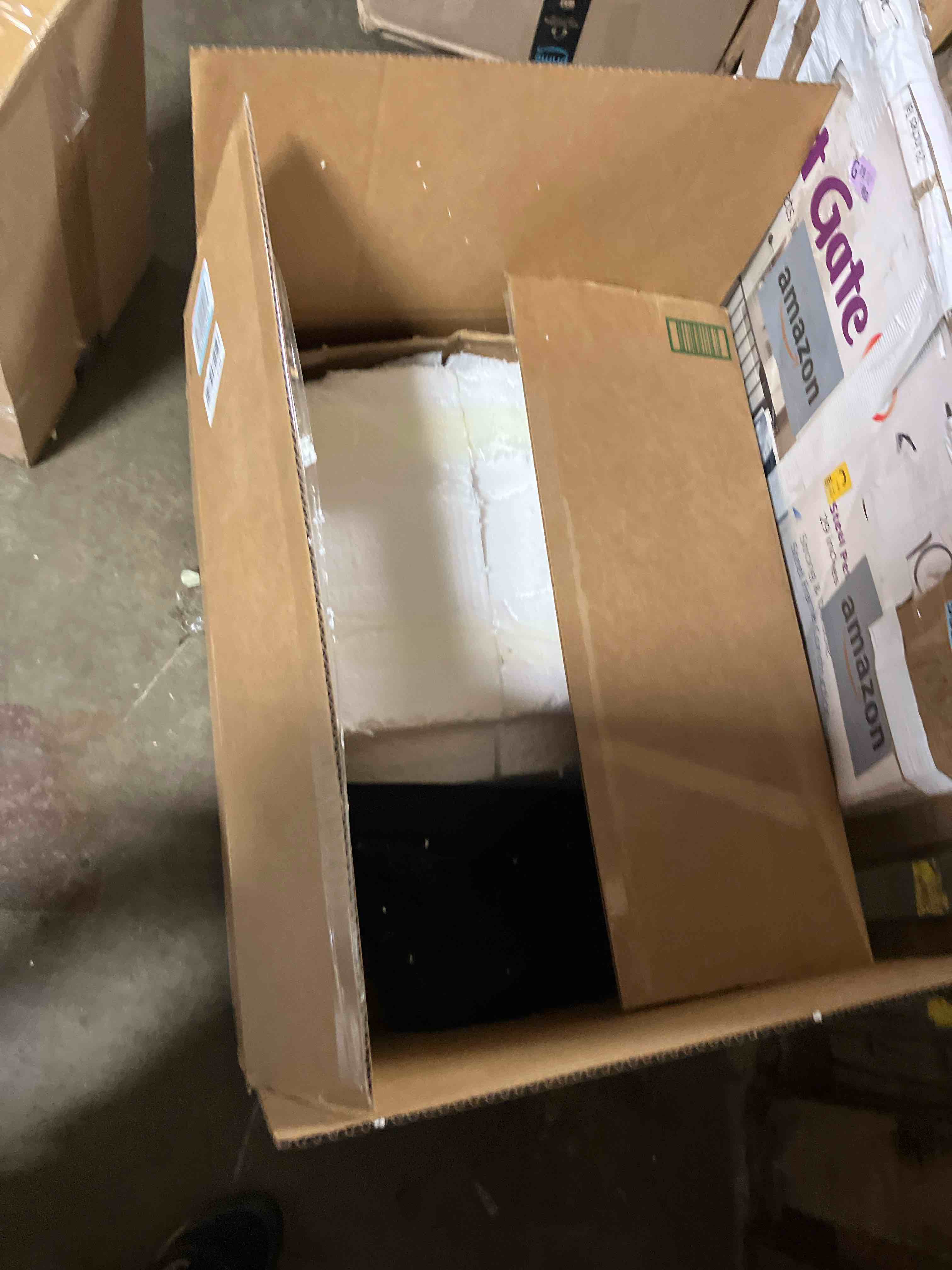 https://s3.amazonaws.com/lotting-images-prod/phillipi/GRA2324311_1757013025465.jpeg