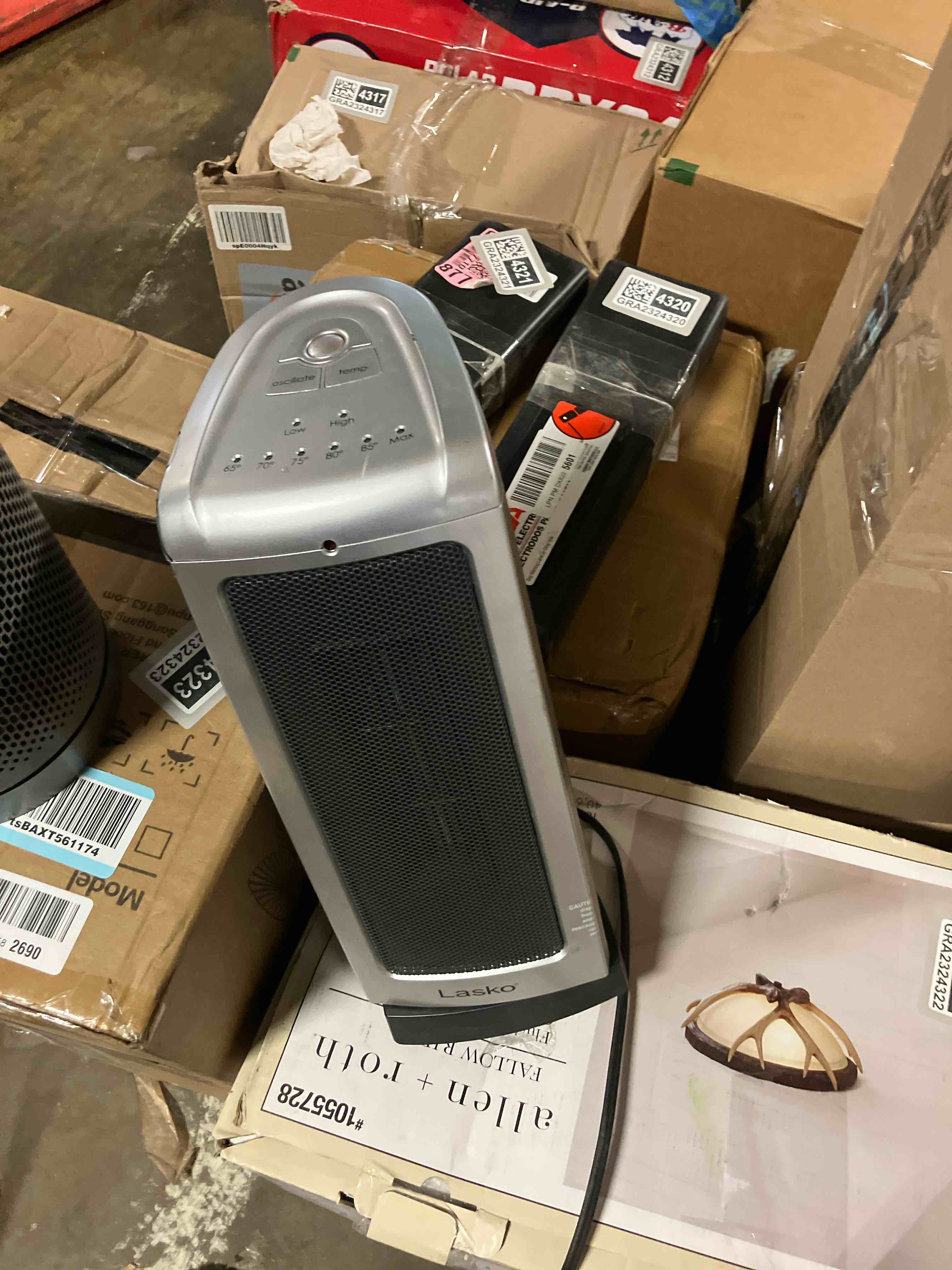 https://s3.amazonaws.com/lotting-images-prod/phillipi/GRA2324326_1757016470287.jpeg