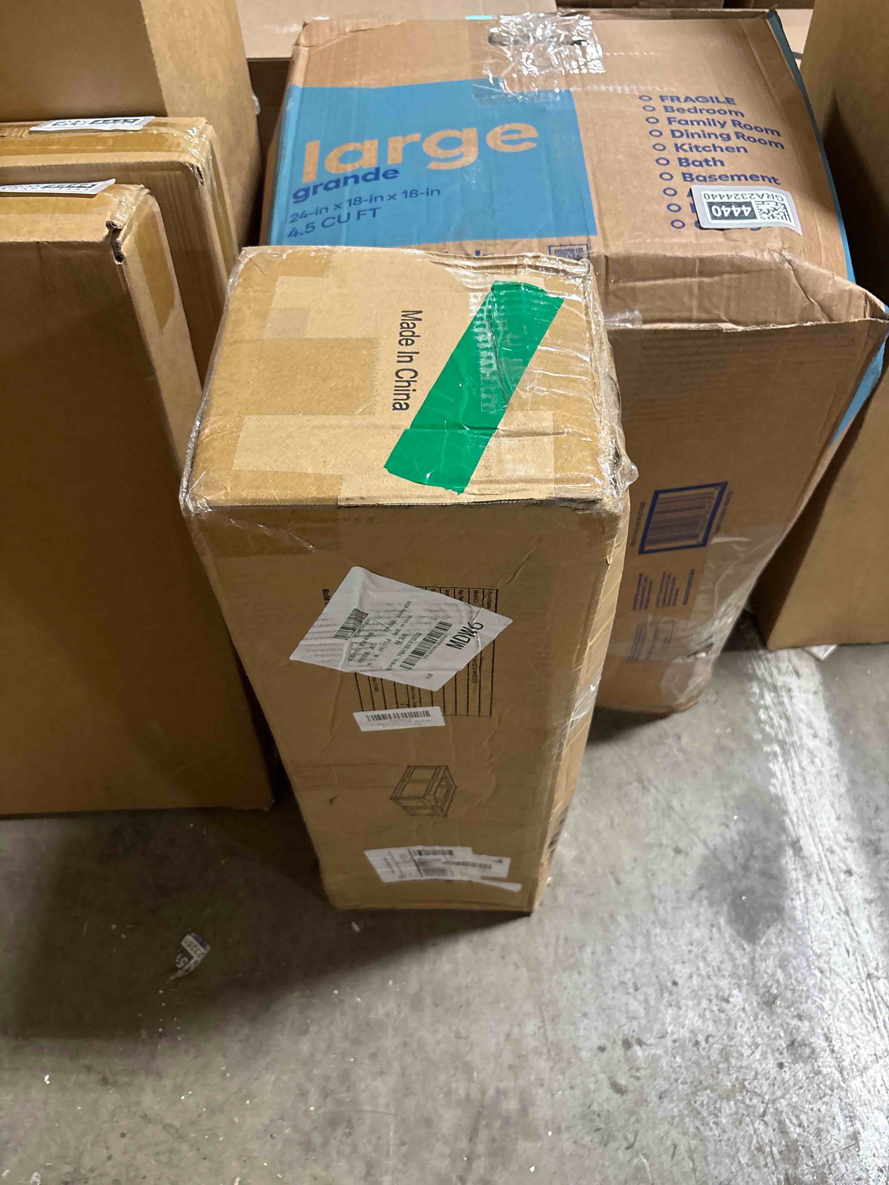 https://s3.amazonaws.com/lotting-images-prod/phillipi/GRA2324450_1757016214028.jpeg
