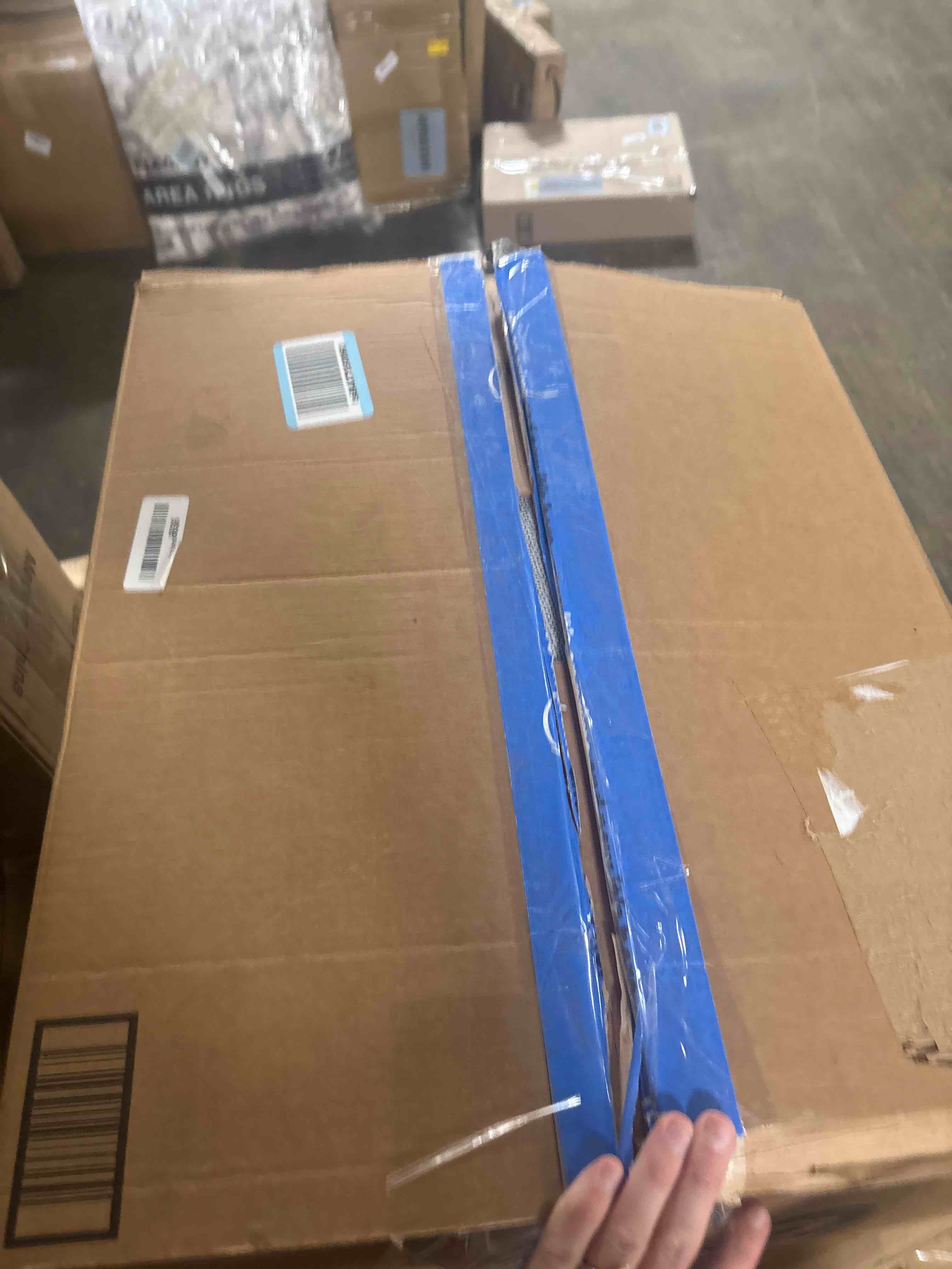 https://s3.amazonaws.com/lotting-images-prod/phillipi/GRA2324549_1757099650730.jpeg