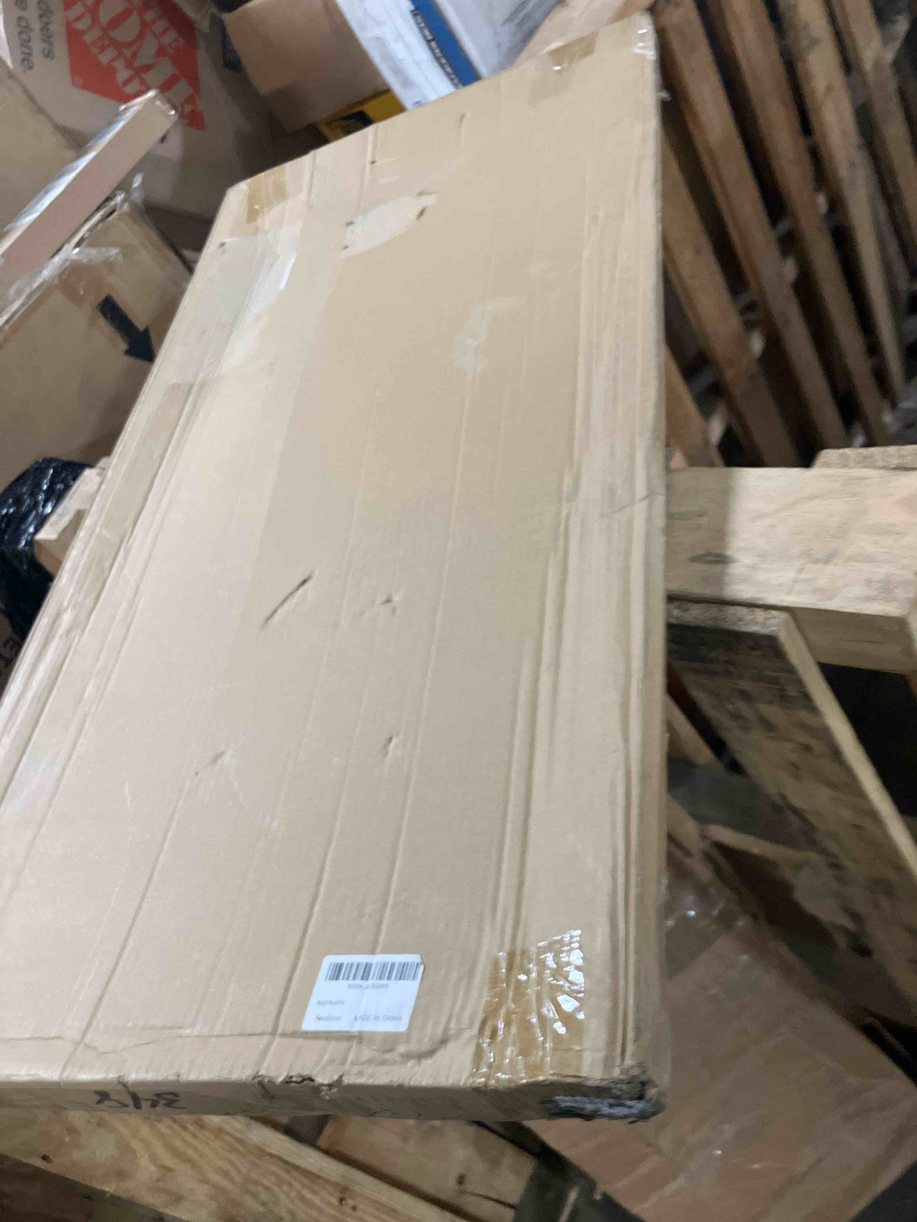 https://s3.amazonaws.com/lotting-images-prod/phillipi/GRA2324612_1758044408513.jpeg
