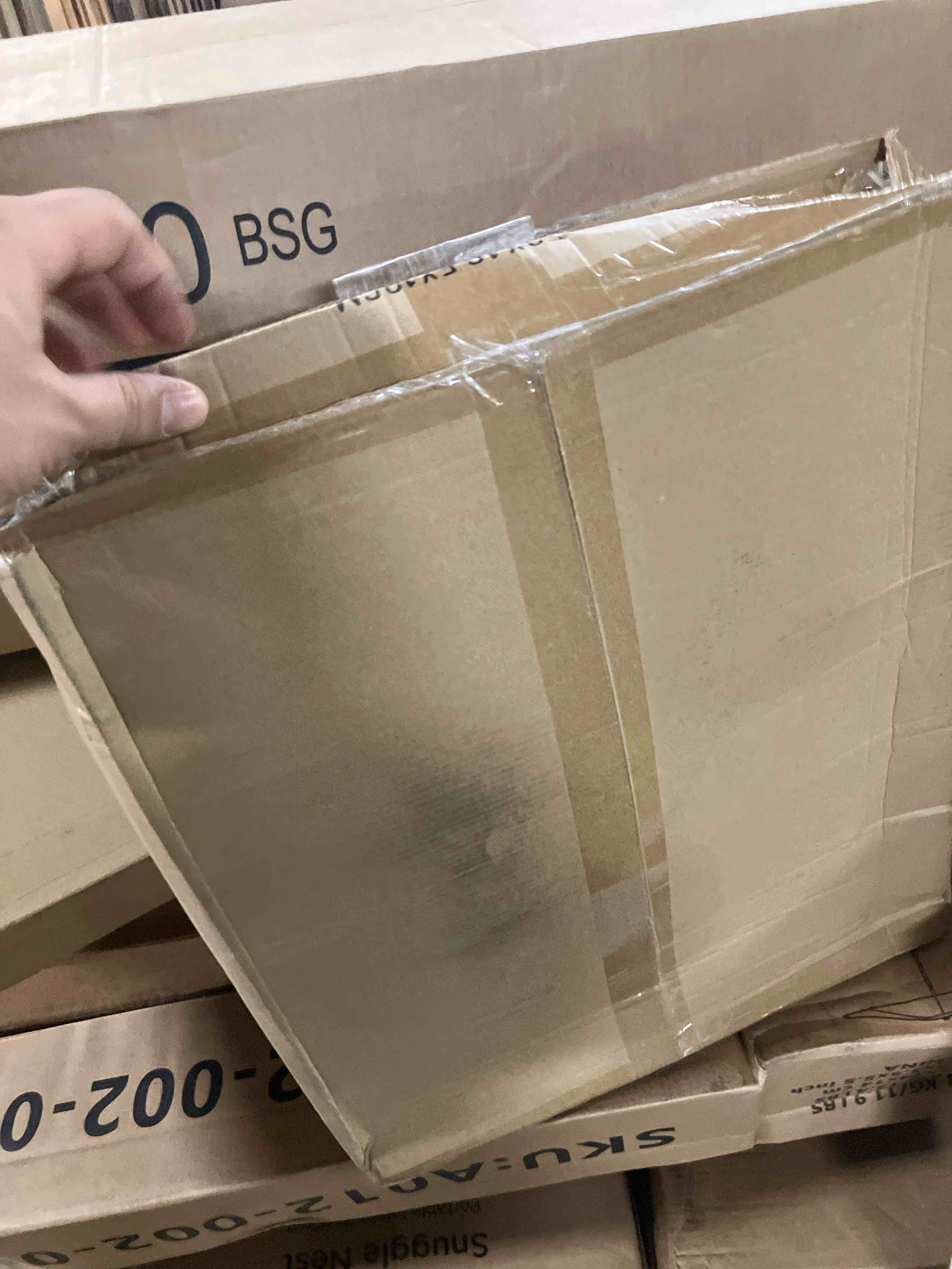 https://s3.amazonaws.com/lotting-images-prod/phillipi/GRA2324616_1758043578289.jpeg