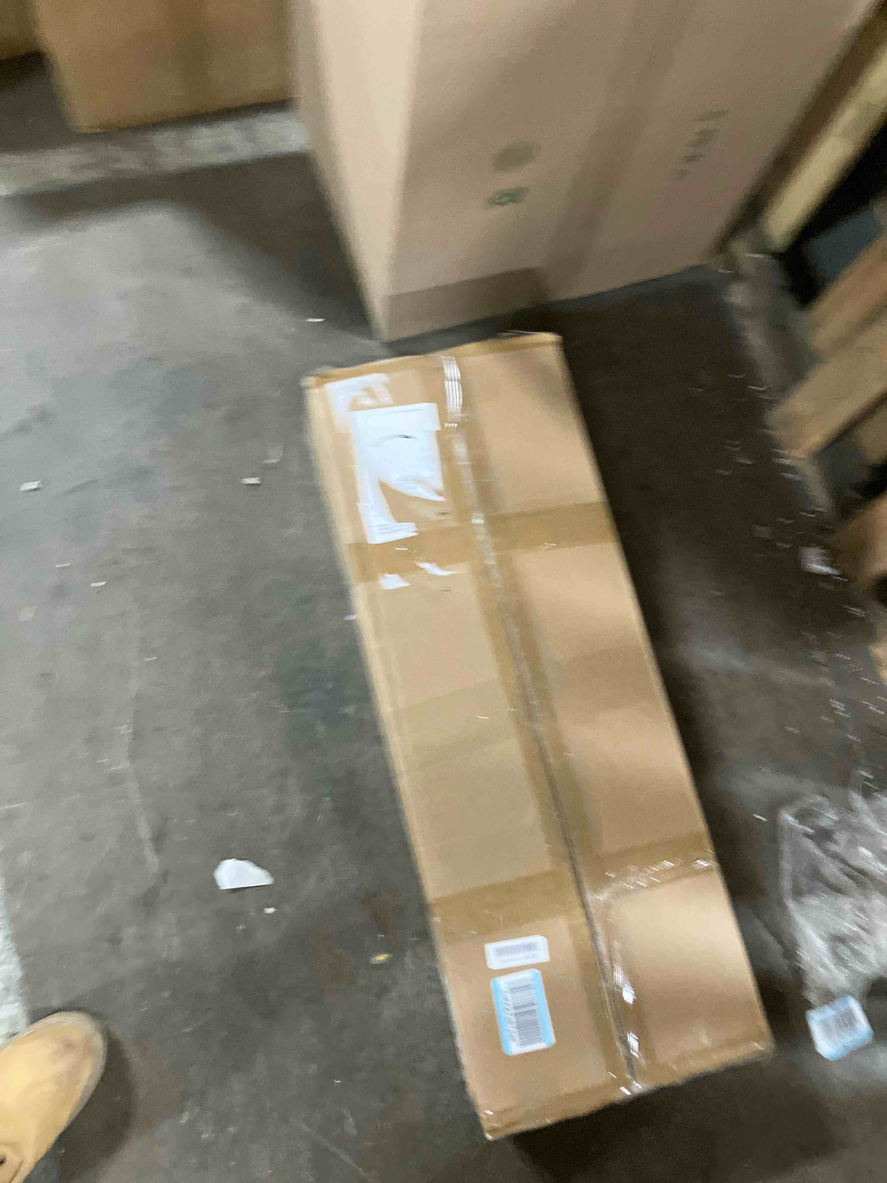 https://s3.amazonaws.com/lotting-images-prod/phillipi/GRA2324619_1758043177777.jpeg