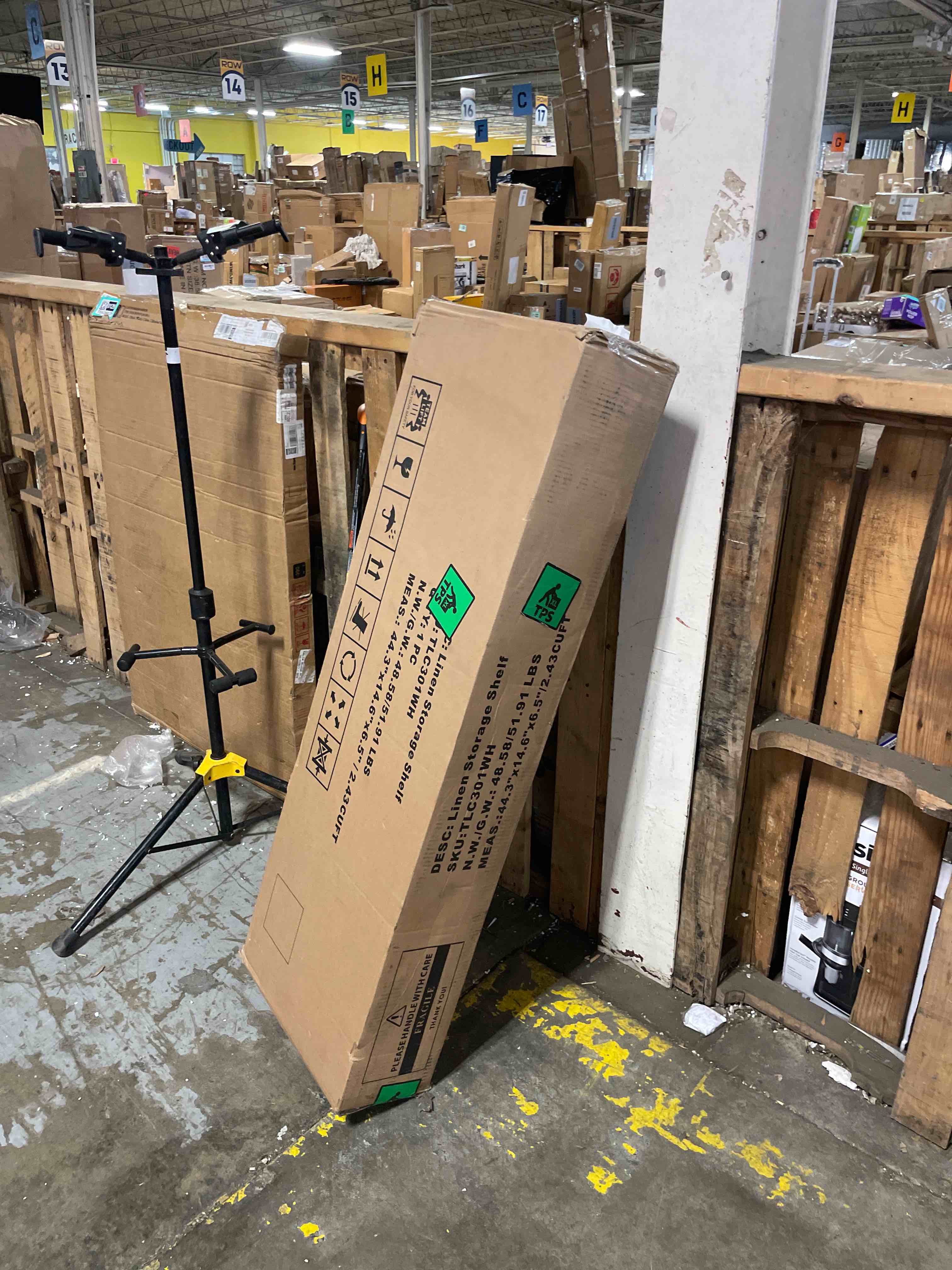 https://s3.amazonaws.com/lotting-images-prod/phillipi/GRA2324783_1758113984261.jpeg