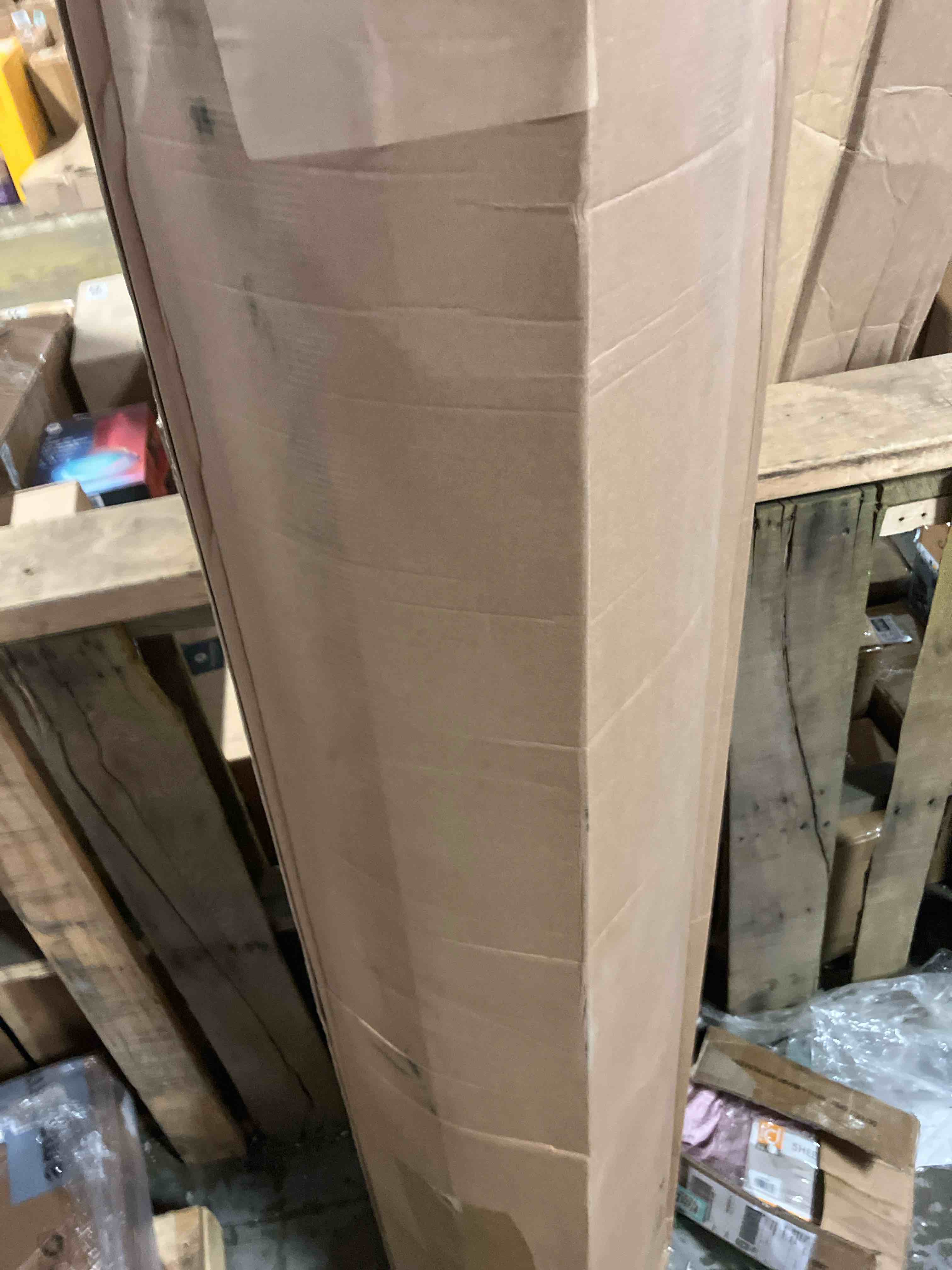 https://s3.amazonaws.com/lotting-images-prod/phillipi/GRA2324786_1758114942539.jpeg