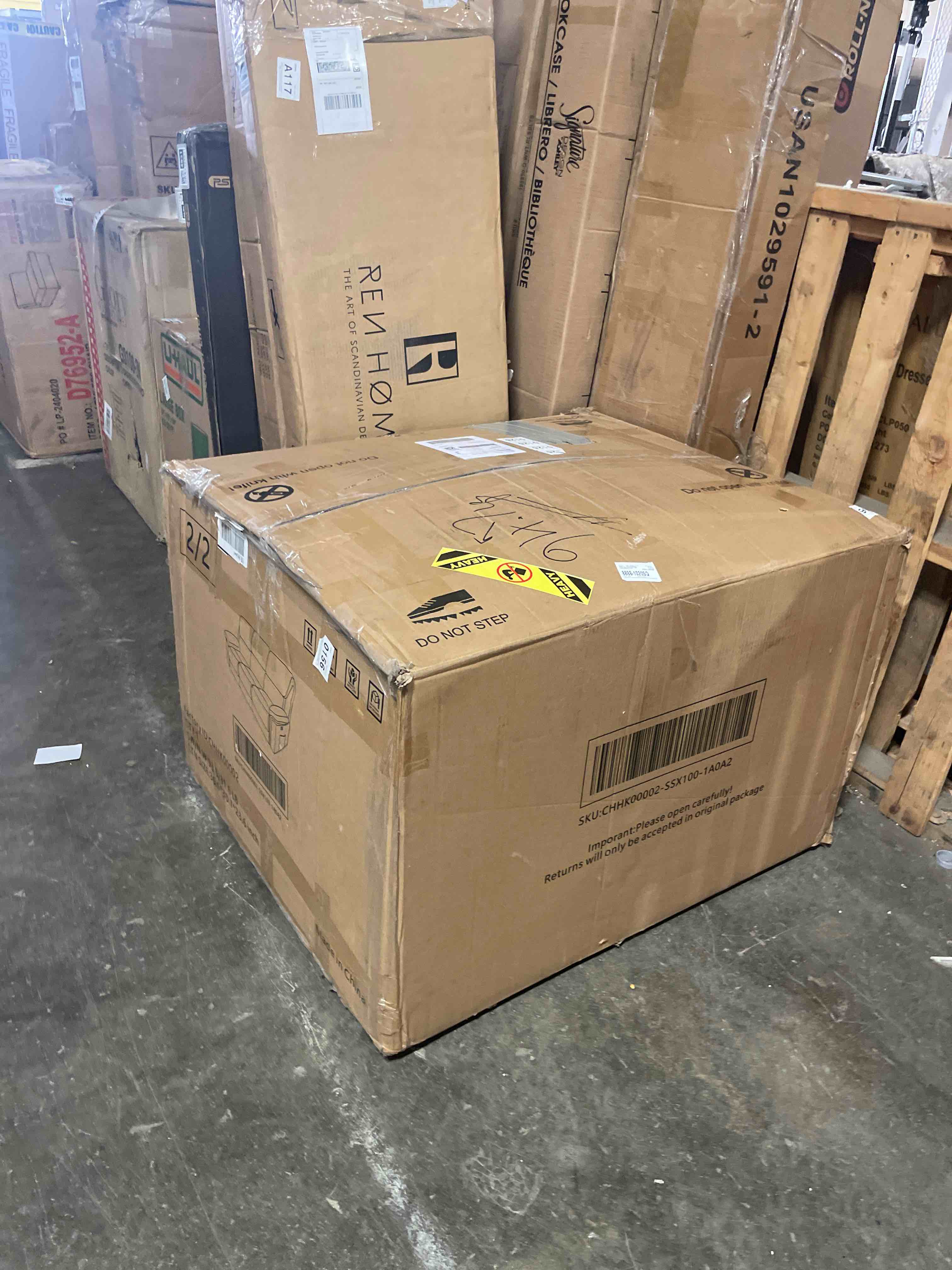 https://s3.amazonaws.com/lotting-images-prod/phillipi/GRA2324934_1758561583933.jpeg