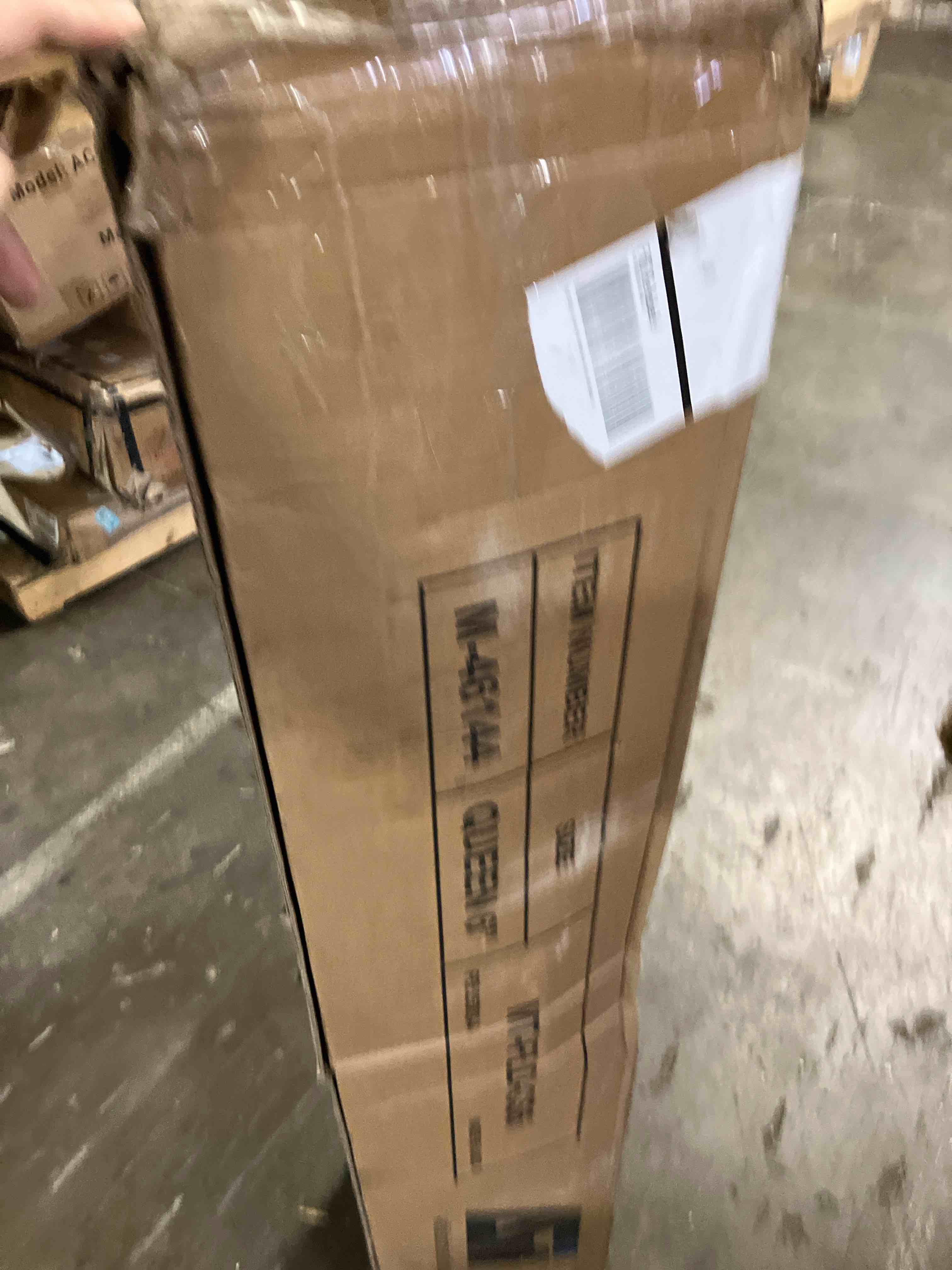 https://s3.amazonaws.com/lotting-images-prod/phillipi/GRA2324964_1758631768138.jpeg