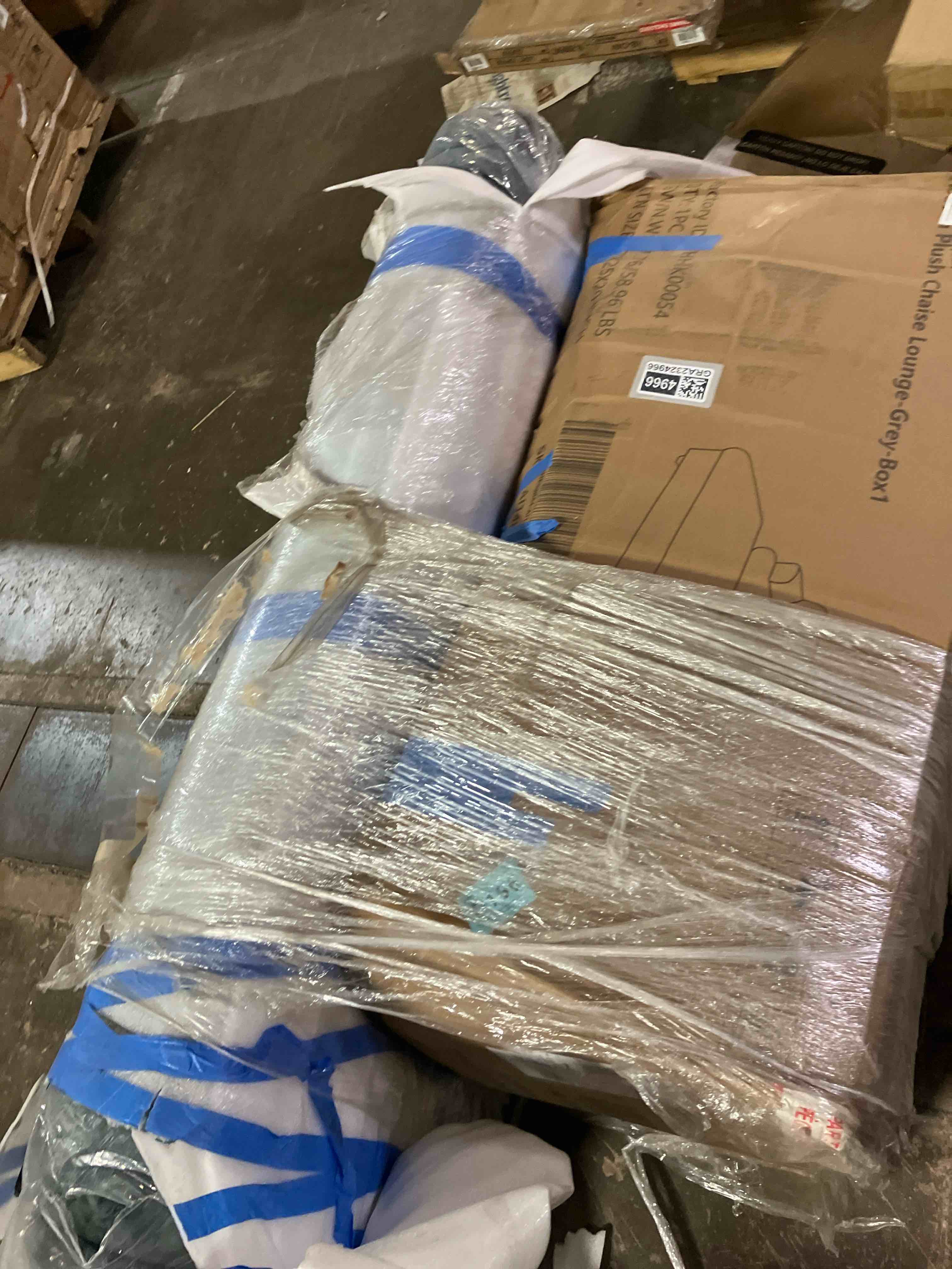 https://s3.amazonaws.com/lotting-images-prod/phillipi/GRA2324966_1758633003173.jpeg