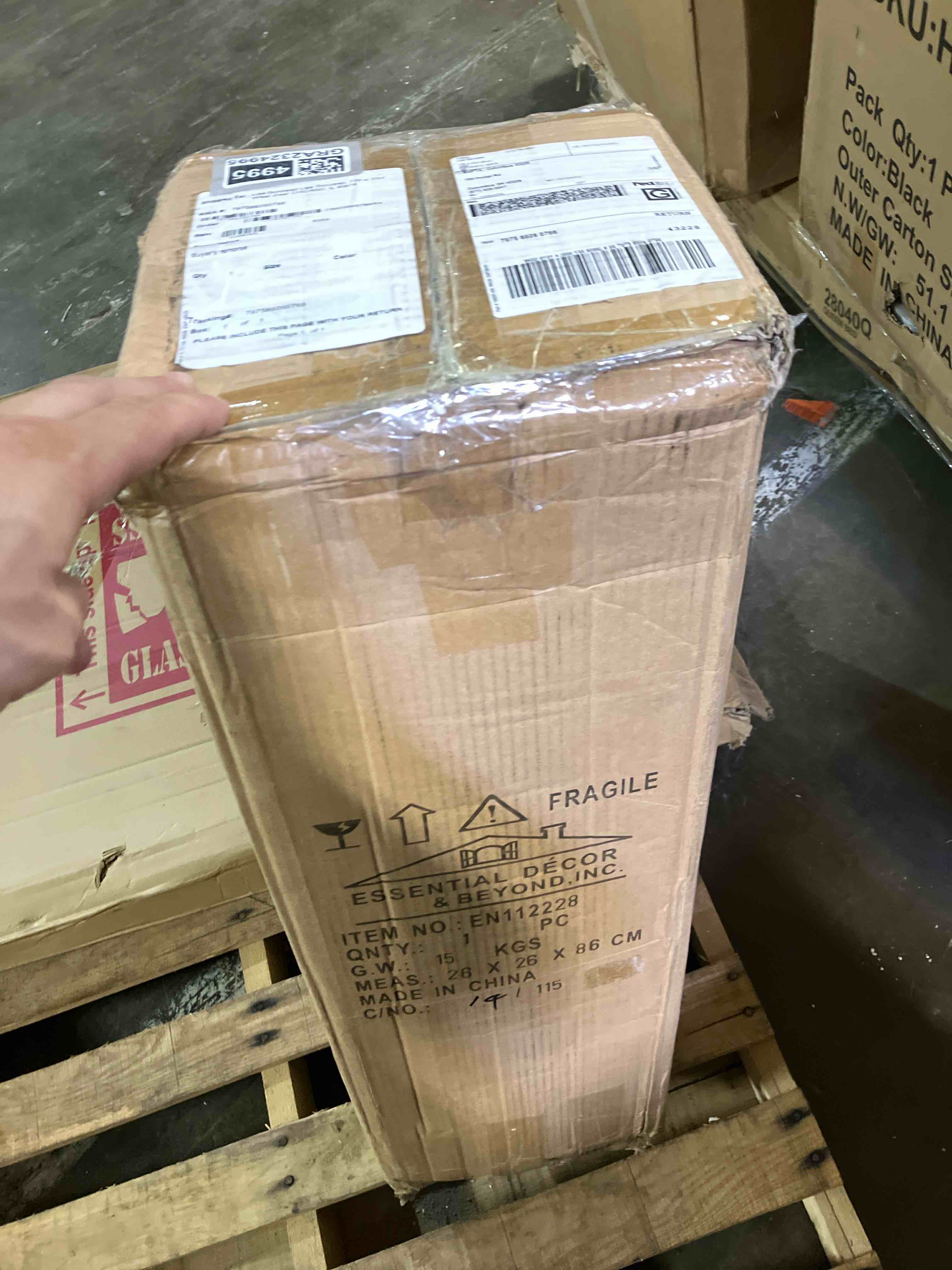 https://s3.amazonaws.com/lotting-images-prod/phillipi/GRA2324995_1758641919410.jpeg