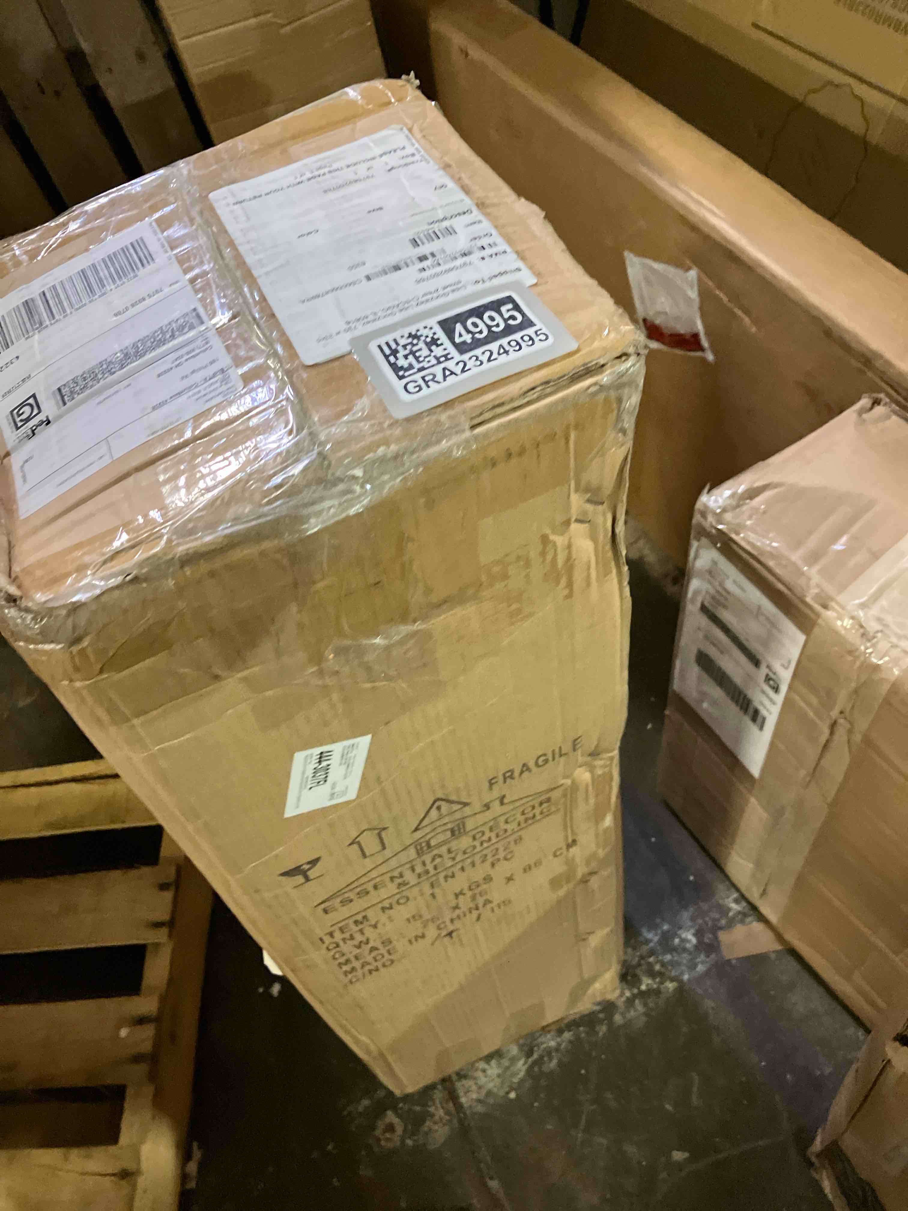 https://s3.amazonaws.com/lotting-images-prod/phillipi/GRA2324995_1758641927454.jpeg