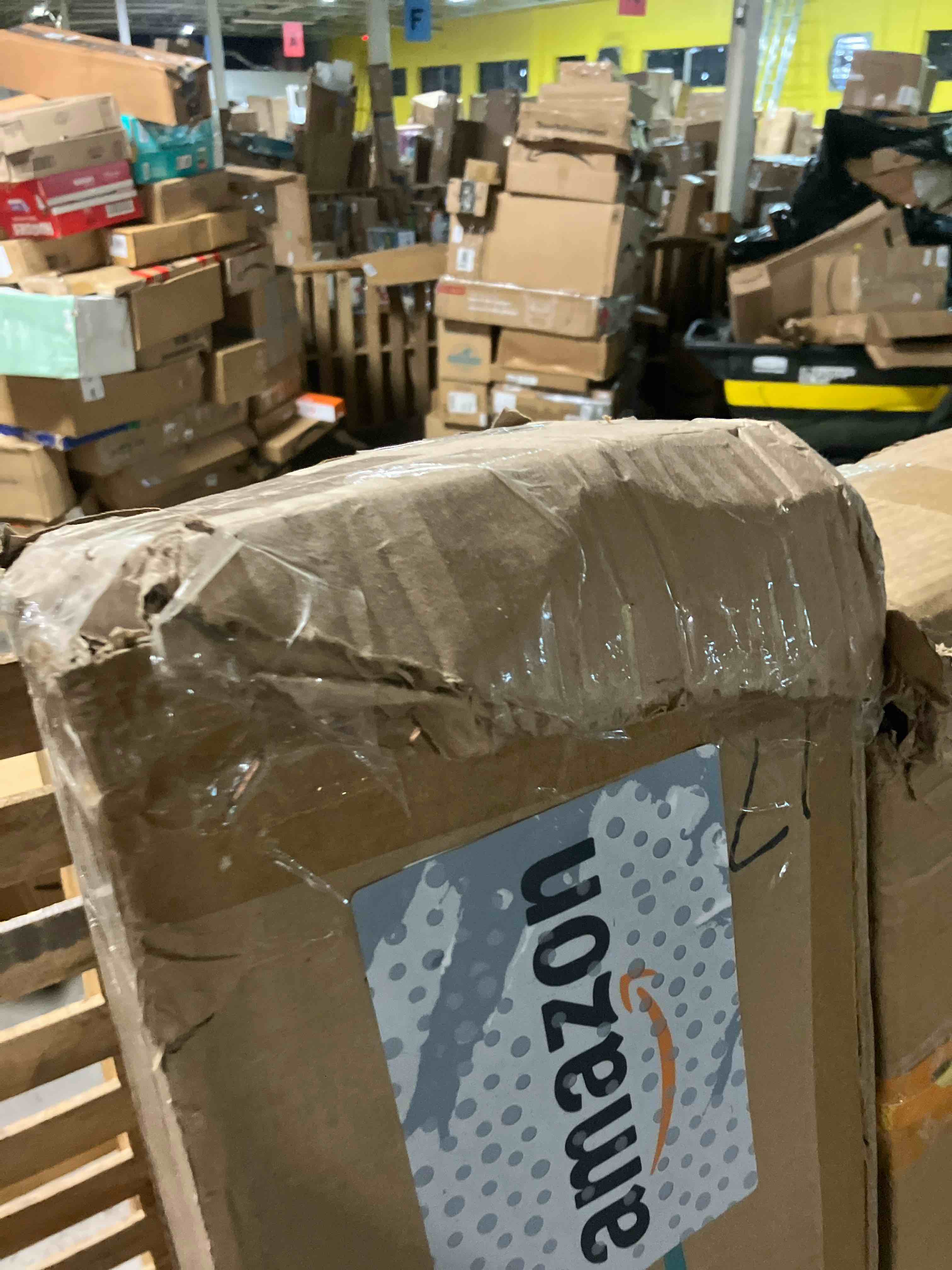 https://s3.amazonaws.com/lotting-images-prod/phillipi/GRA2325067_1758717801095.jpeg