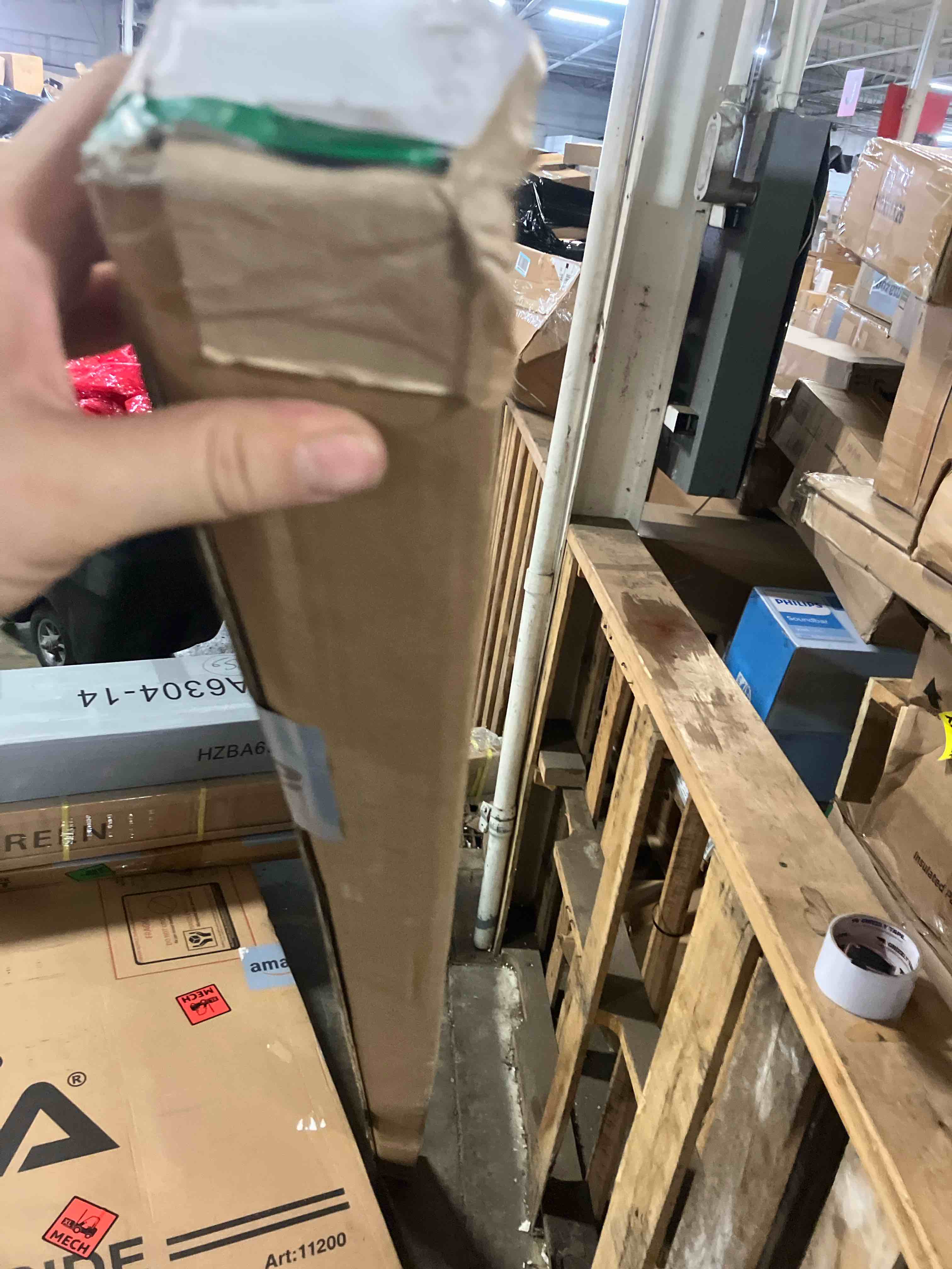 https://s3.amazonaws.com/lotting-images-prod/phillipi/GRA2325103_1758728333322.jpeg