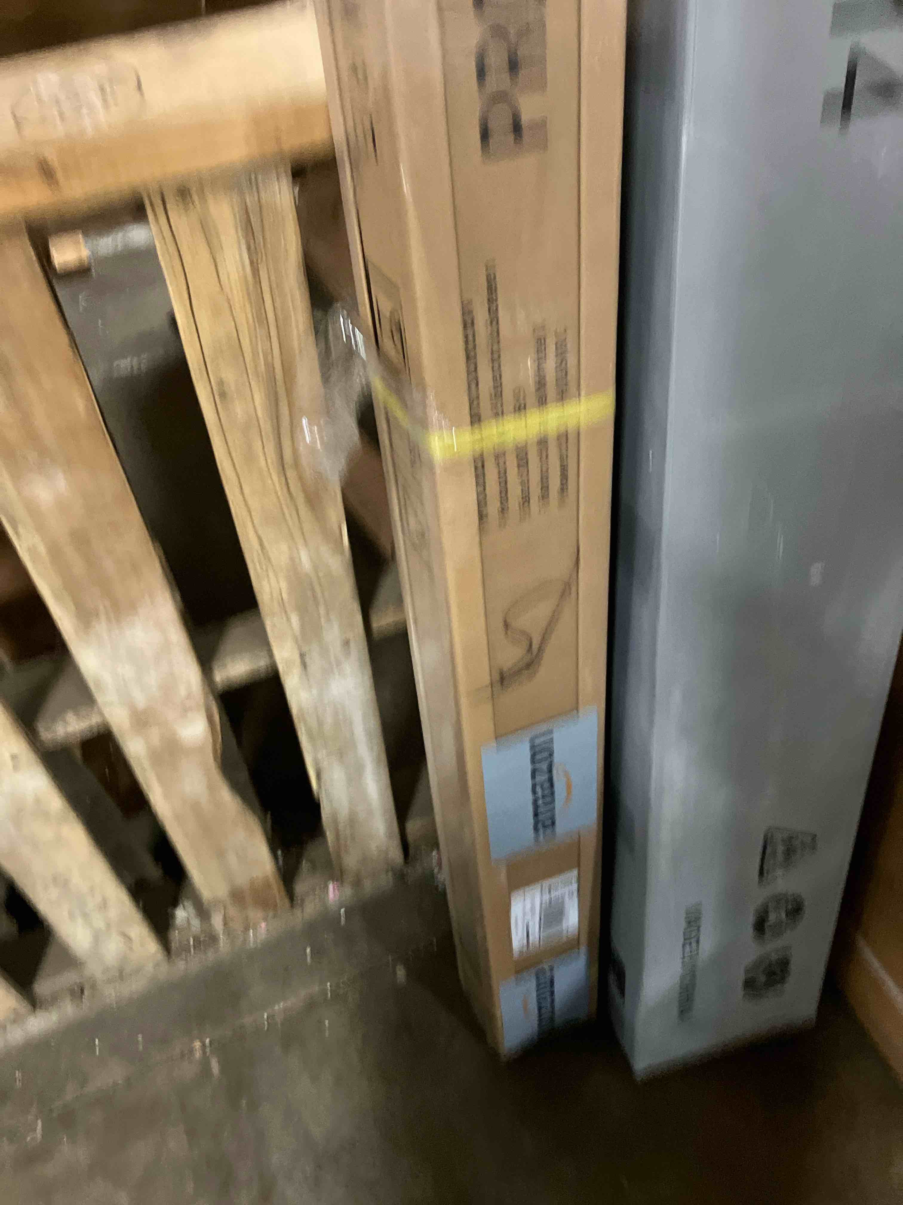 https://s3.amazonaws.com/lotting-images-prod/phillipi/GRA2325111_1758728825973.jpeg