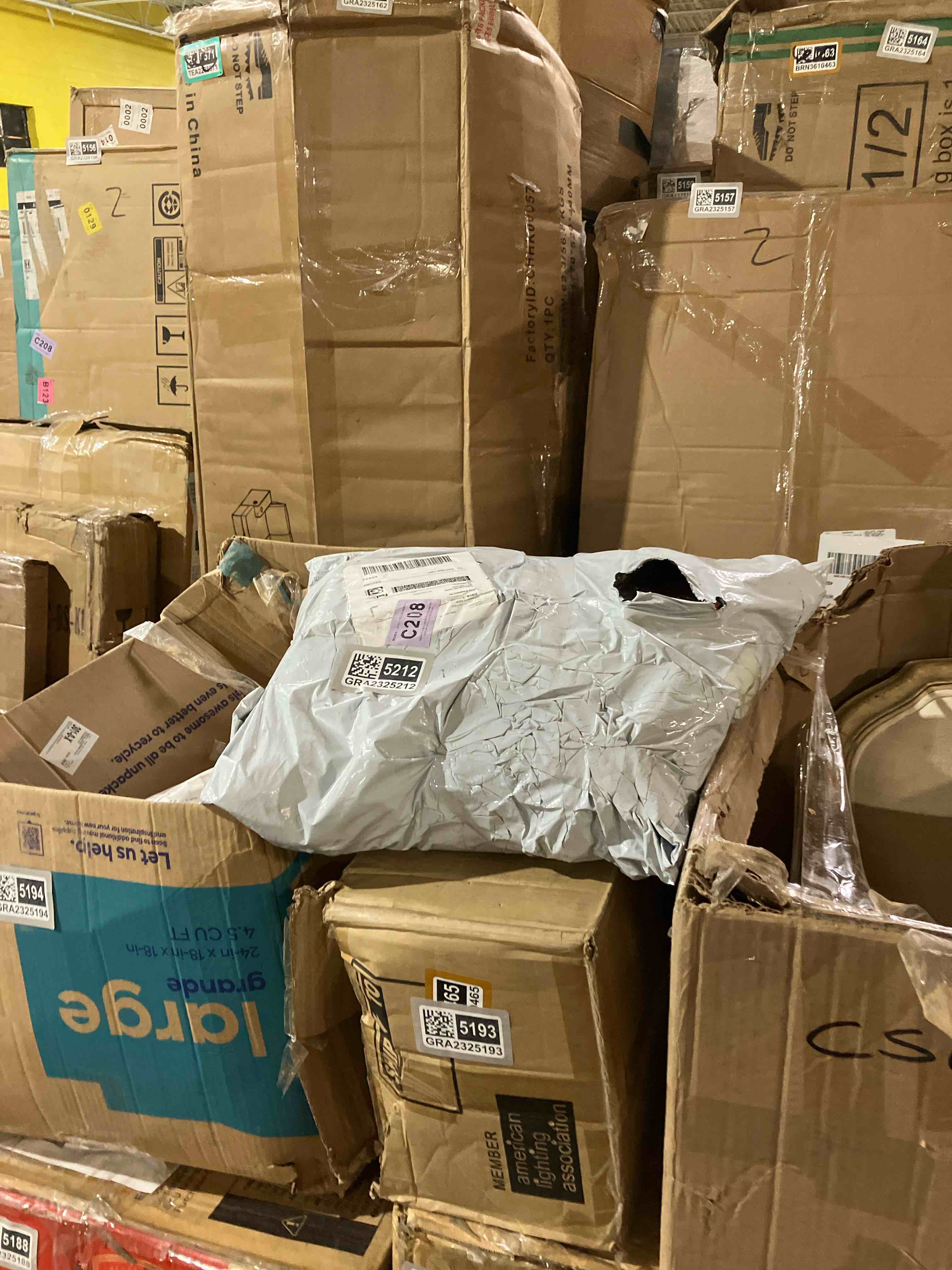 https://s3.amazonaws.com/lotting-images-prod/phillipi/GRA2325212_1759240909295.jpeg