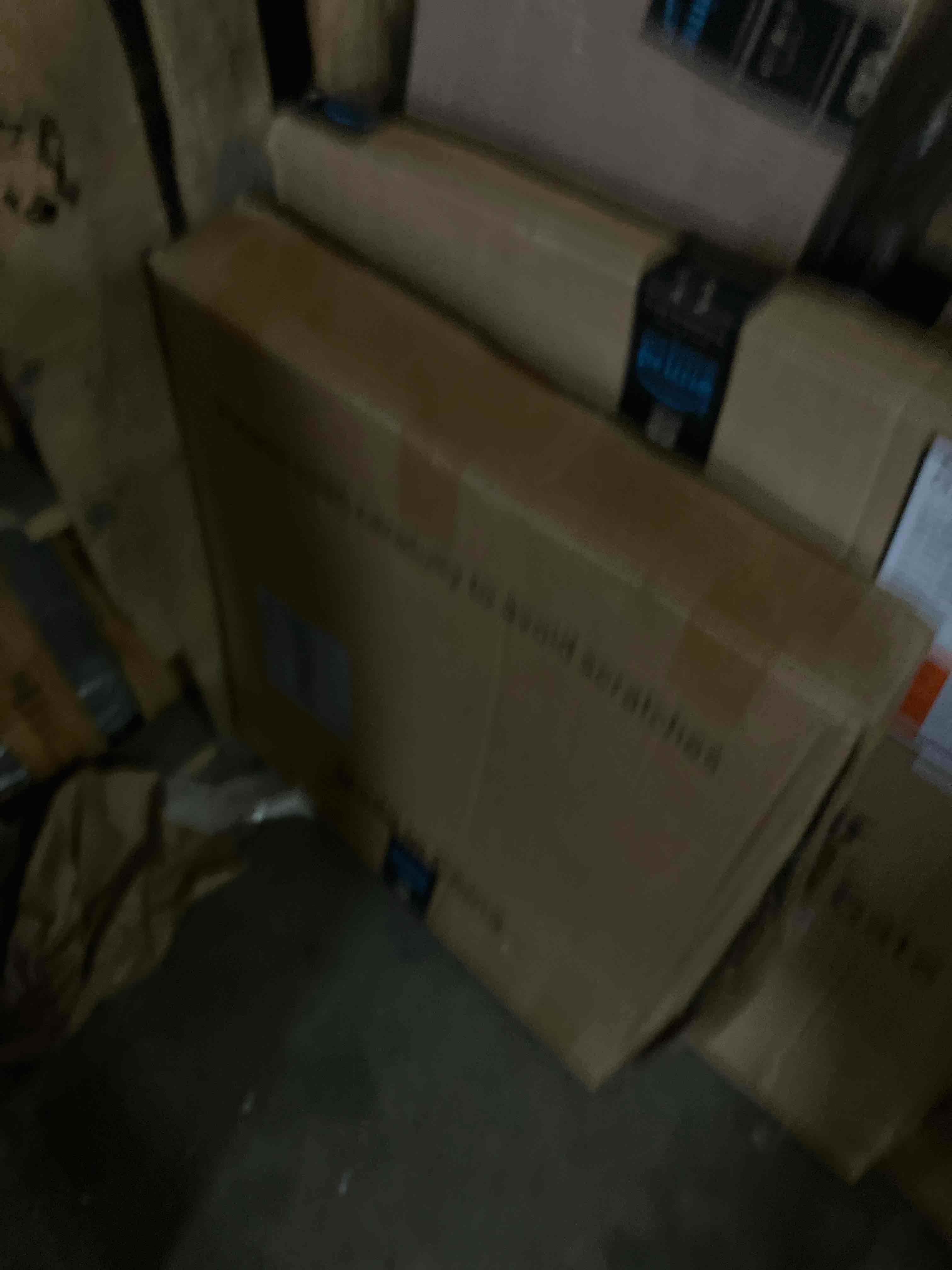 https://s3.amazonaws.com/lotting-images-prod/phillipi/GRA2325278_1759254327642.jpeg