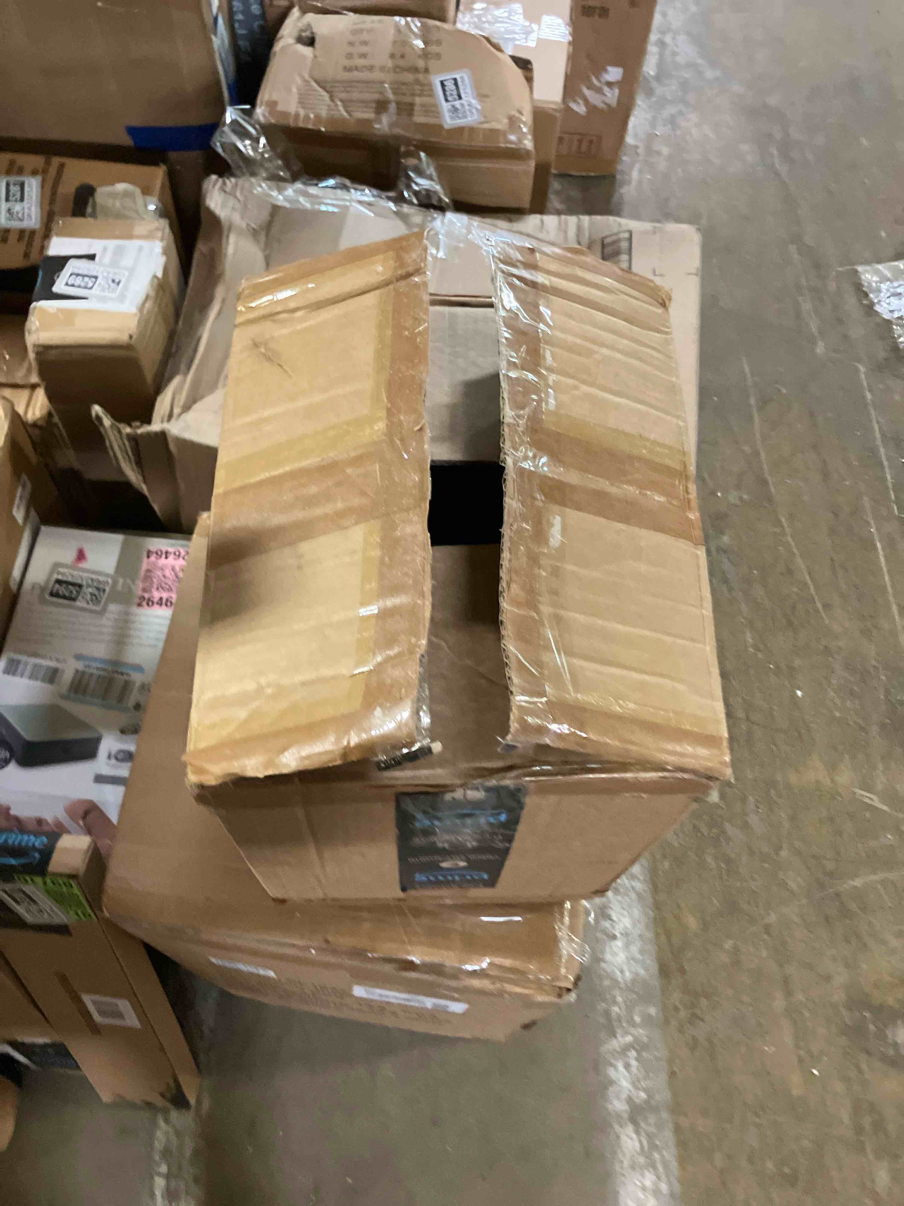 https://s3.amazonaws.com/lotting-images-prod/phillipi/GRA2325308_1759259894978.jpeg
