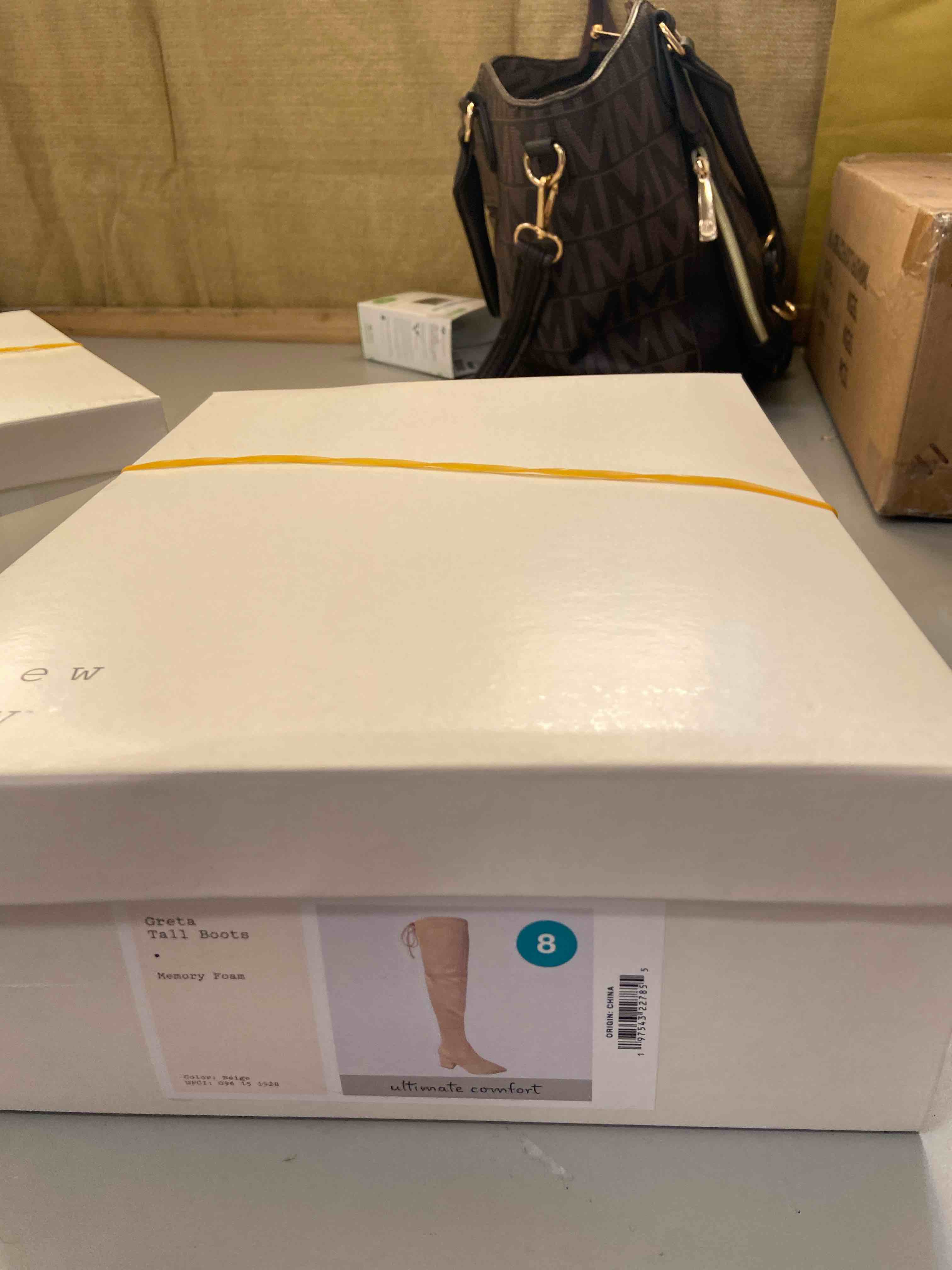 https://s3.amazonaws.com/lotting-images-prod/phillipi/GRA2325510_1760623039385.jpeg