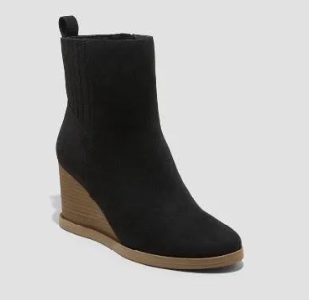 Universal Thread Women's Cypress Winter Boots