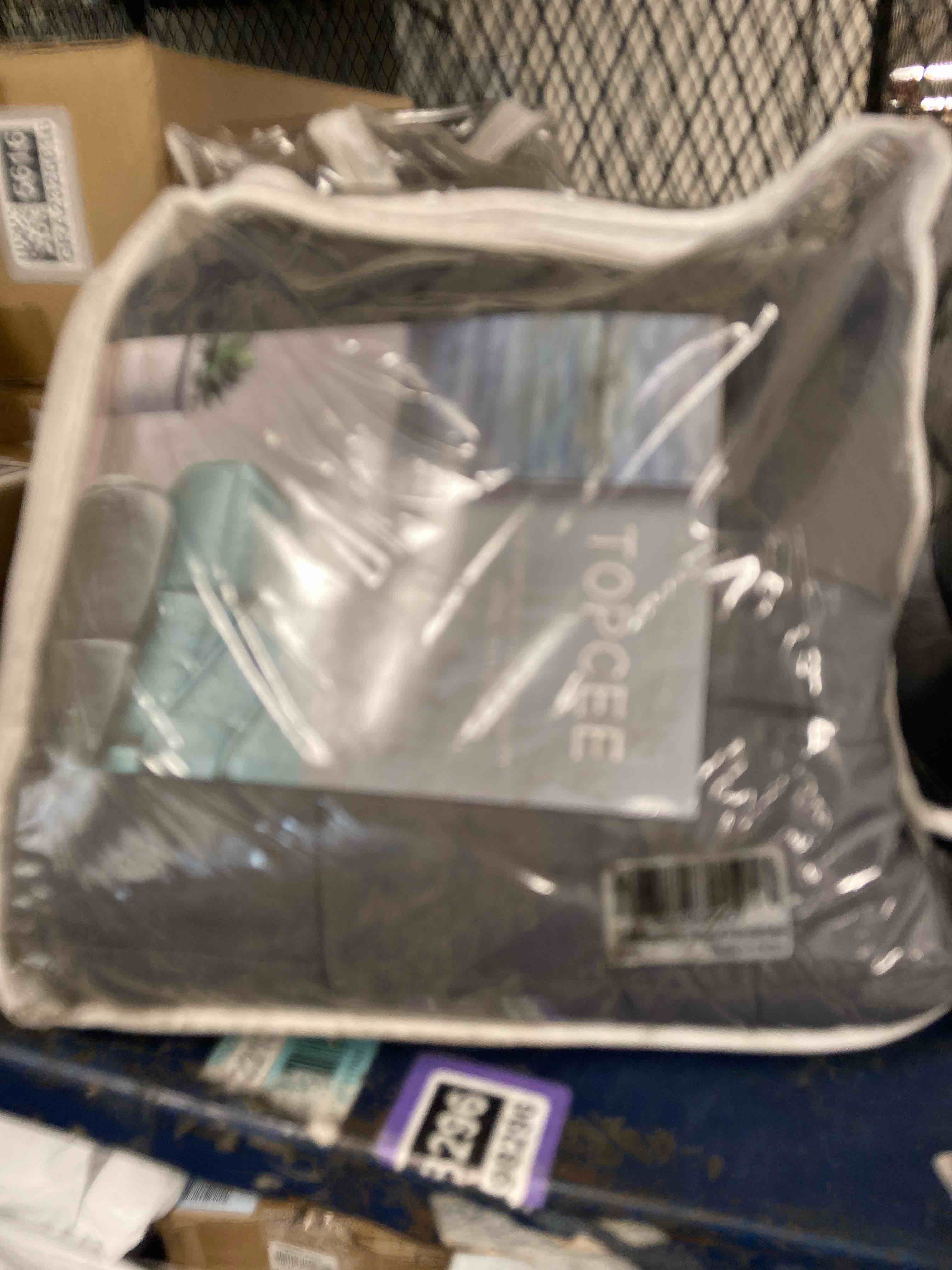 https://s3.amazonaws.com/lotting-images-prod/phillipi/GRA2325620_1761067369688.jpeg
