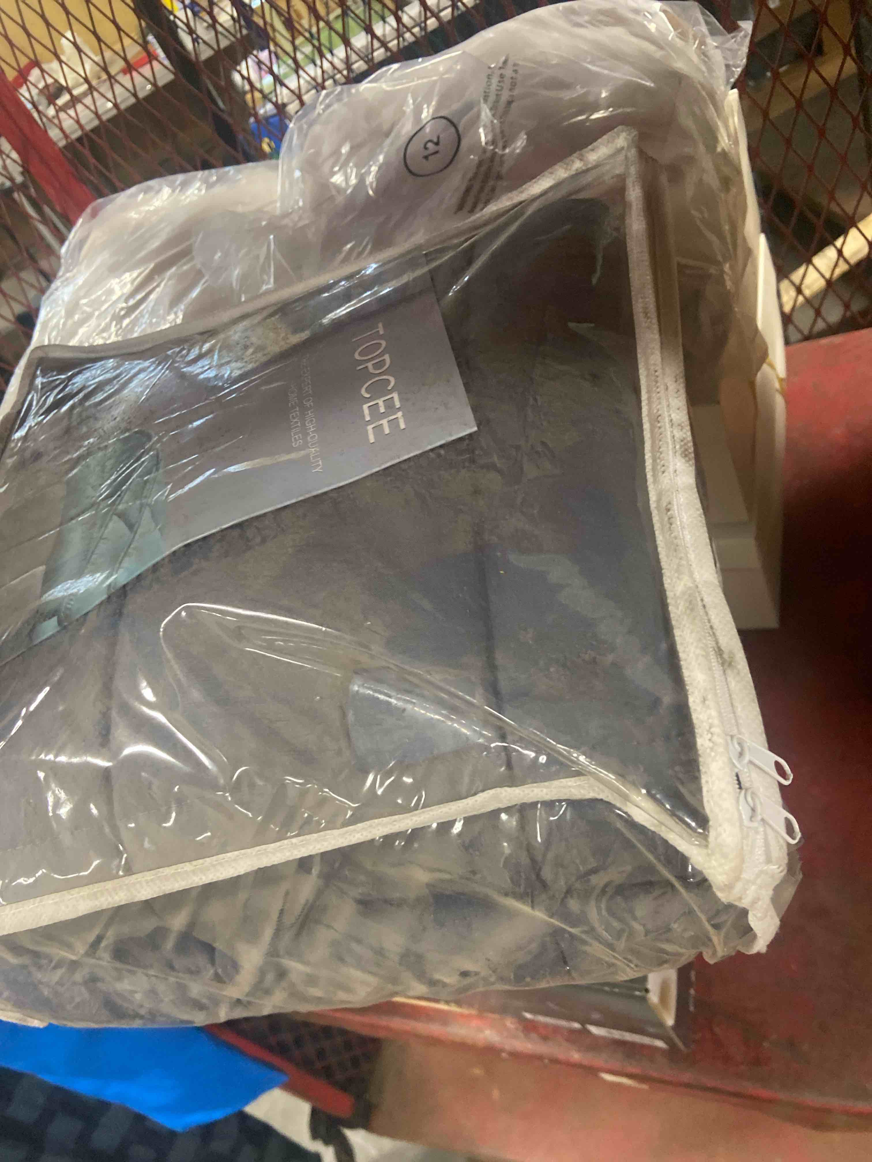 https://s3.amazonaws.com/lotting-images-prod/phillipi/GRA2325660_1761073927475.jpeg