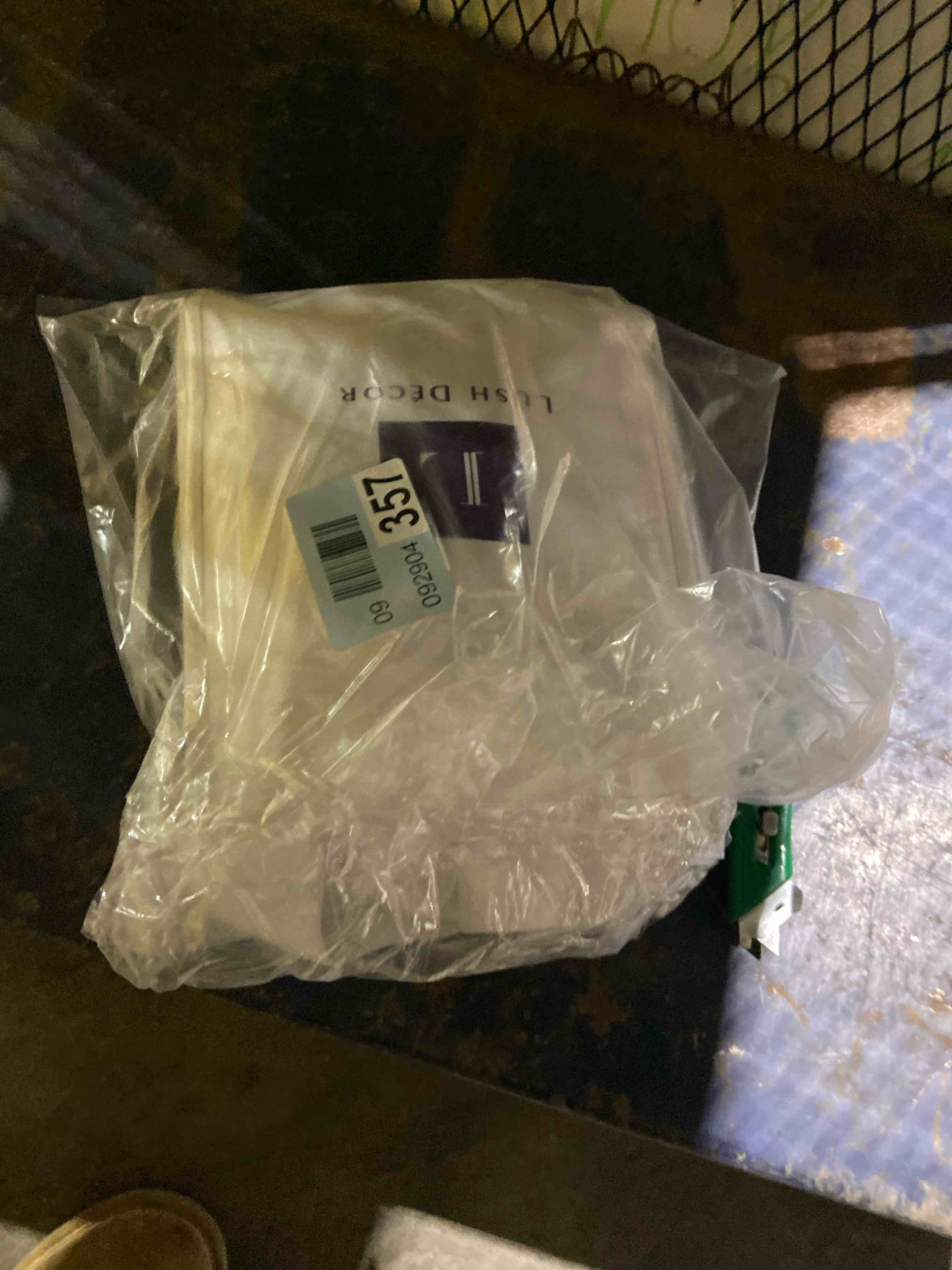 Condition photo showing New/Like New for Coastal Chic Scallop Wrap Around Bed Skirt