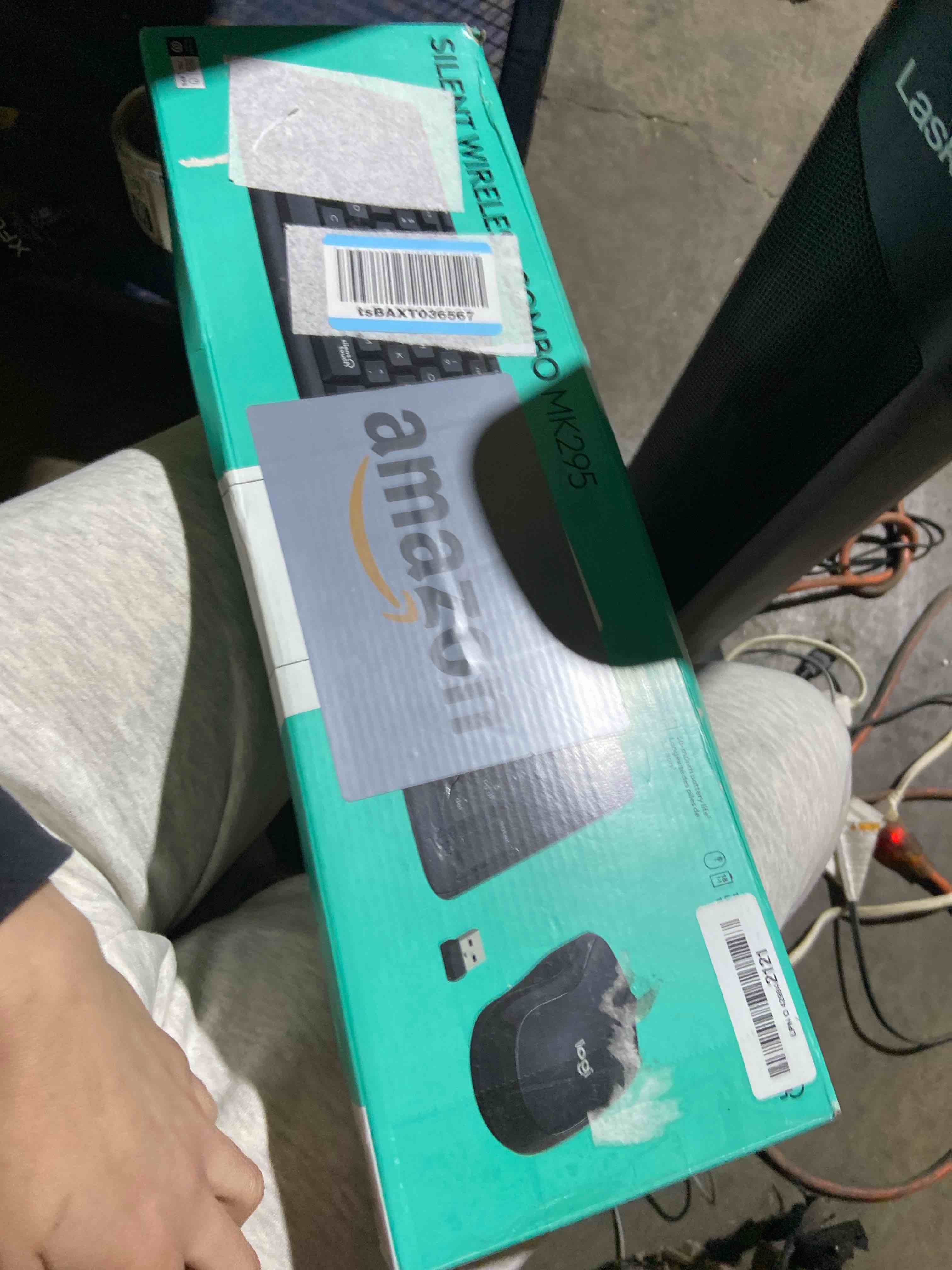 Condition photo showing New/Like New for Logitech MK295 Wireless Mouse & Keyboard Combo with SilentTouch Technology, Full Numpad, Advanced Optical Tracking, Lag-Free Wireless, 90% Less Noise - Graphite Black