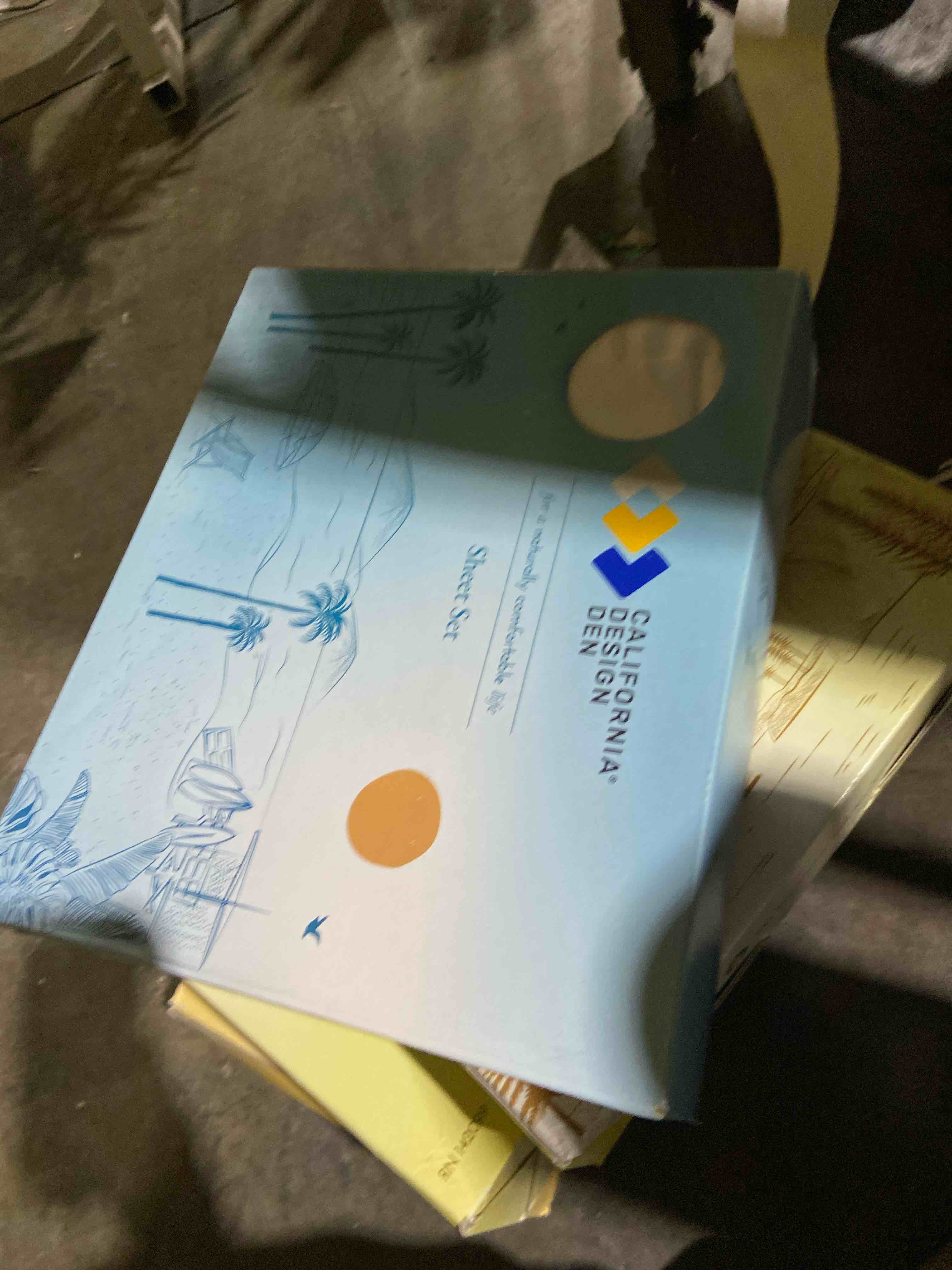 Condition photo showing New/Like New for California Design Den Striped Twin Sheets - Soft Cooling 500 Thread Count 100% Cotton Sateen 3-Piece Adult/Teen Bed Sheets Set - Bright White