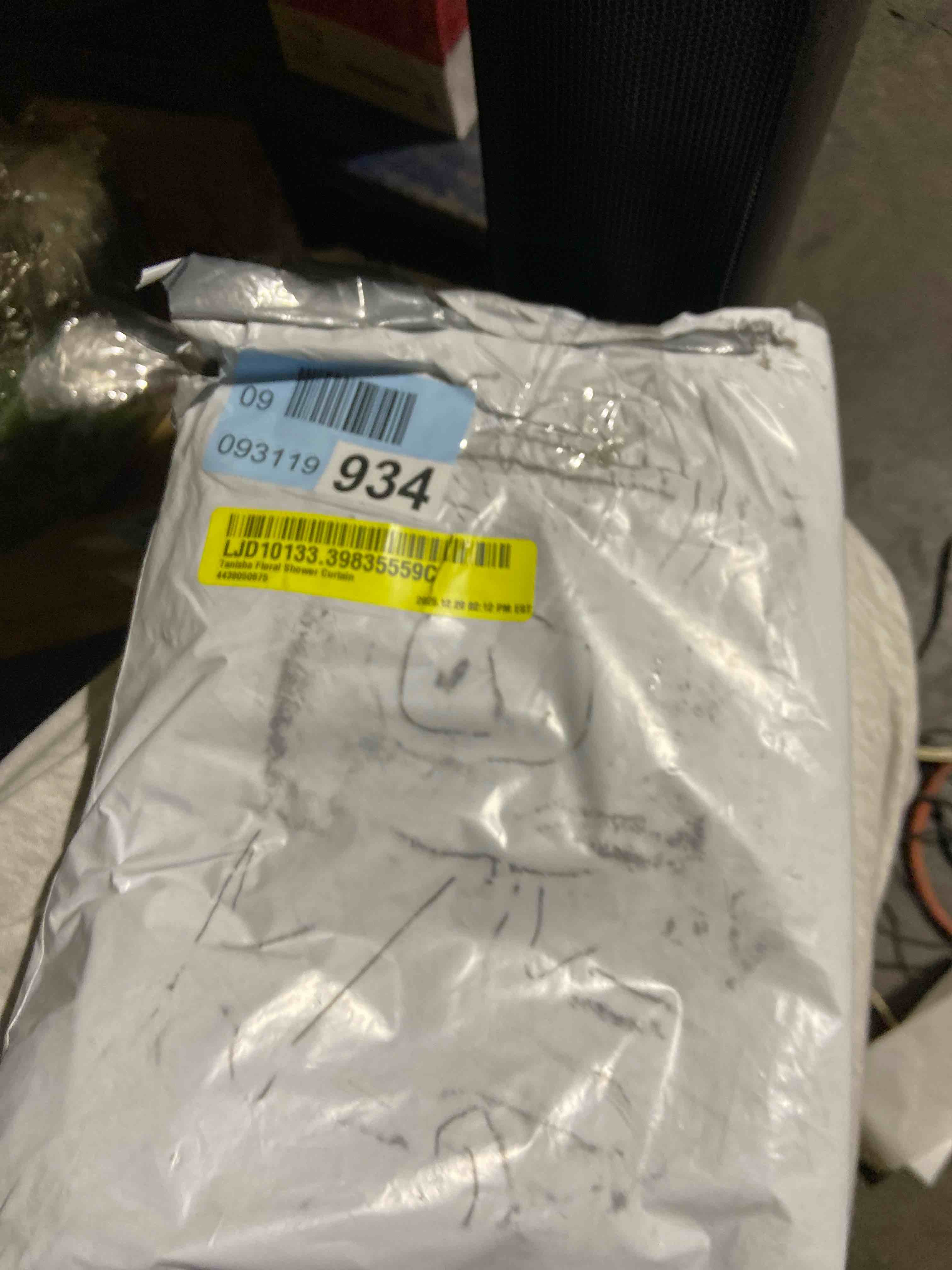 Condition photo showing New/Like New for Tanisha Floral Shower Curtain