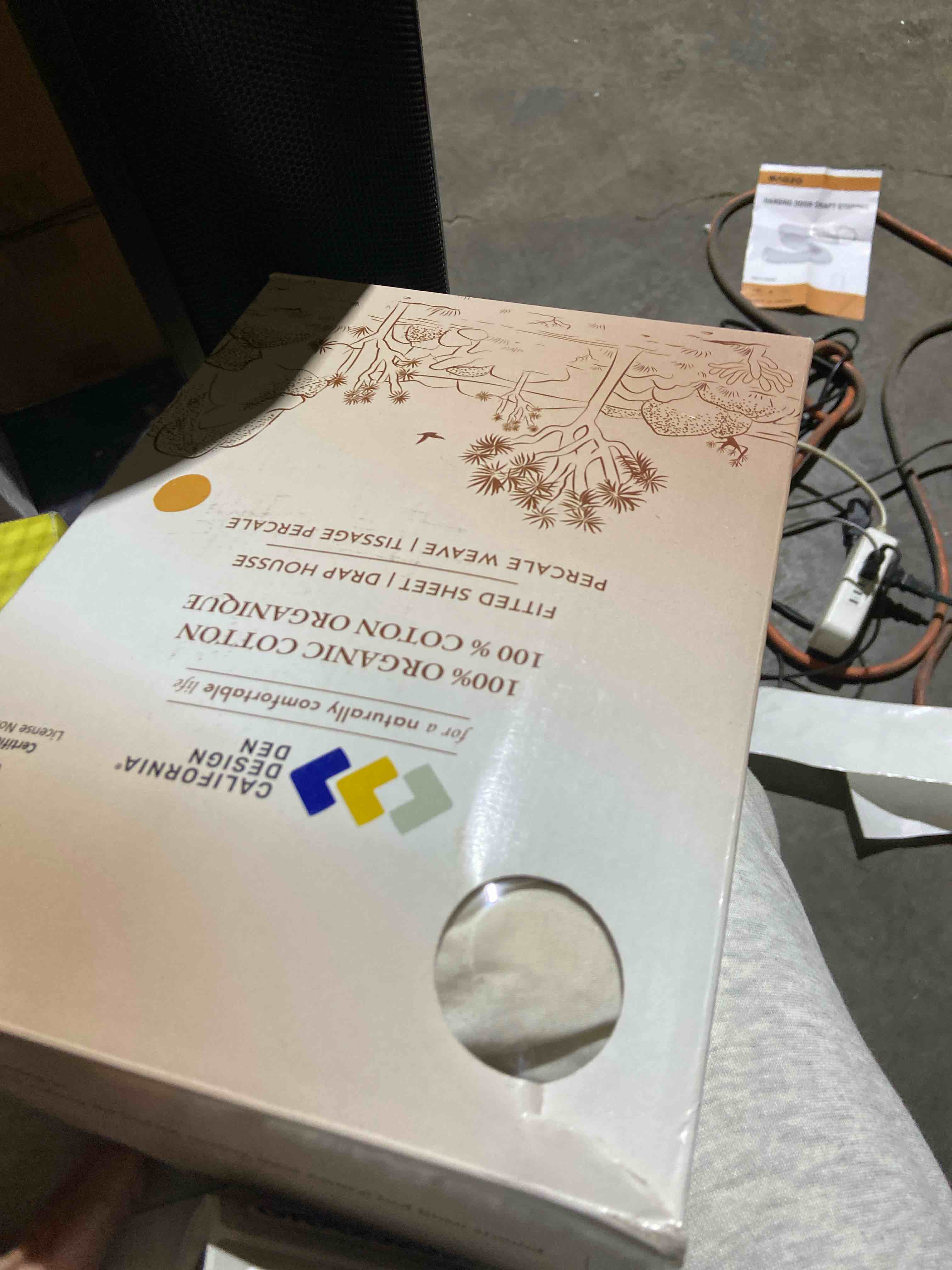 Condition photo showing New/Like New for California Design Den 100% Organic Cotton Percale King Size Fitted Sheet Only  Soft  Crisp & Cooling  Deep Pocket  Snug-Fit with Special Elastic  Side Indicators - Ivory (Cream Tone)