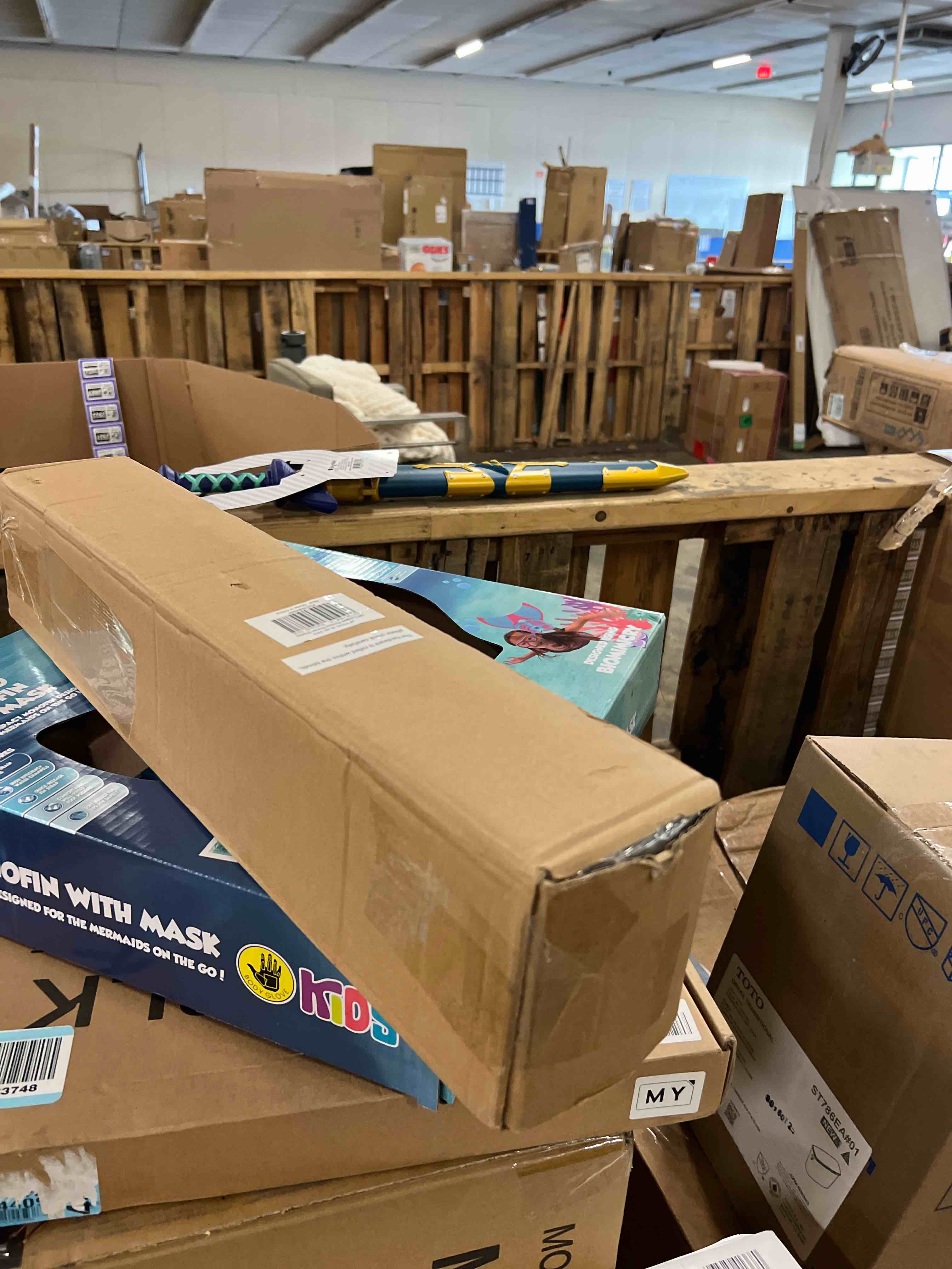 Condition photo showing New/Like New for LazBlinds No Tools No Drill Cordless Bamboo Roman Shades, Light Filtering Window Treatment, Roll Up Bamboo Blinds for Window 23'' W x 64'' H, Natural 306 Light Filtering-natural306 23" W x 64" H