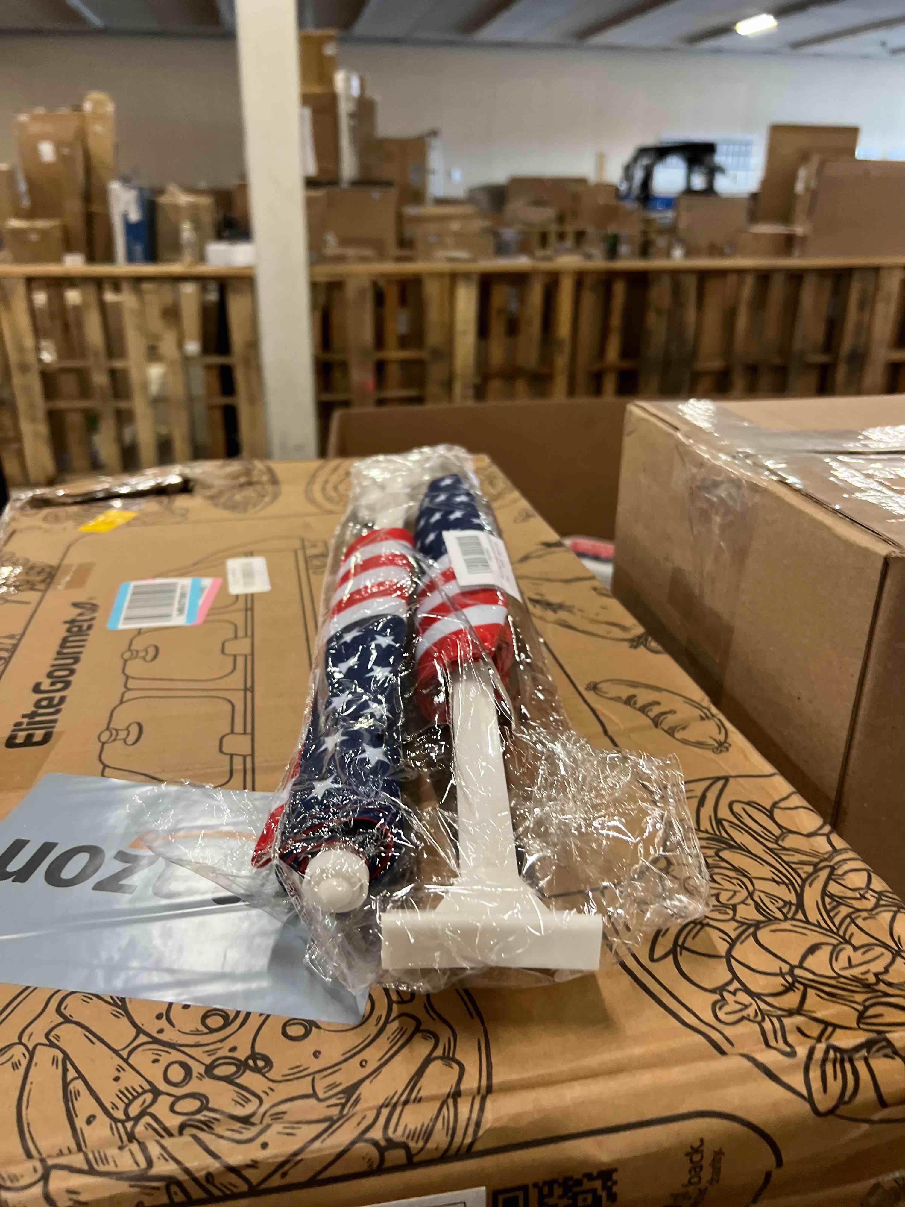 Condition photo showing New/Like New for Anley Car Flag with Flagpole Mount & American Flag - 17" x 11" Premium Double Sided US National Flag - 19" Flag Pole Fixed Window Clip Mount For Most Vehicle Window(2 Pack)